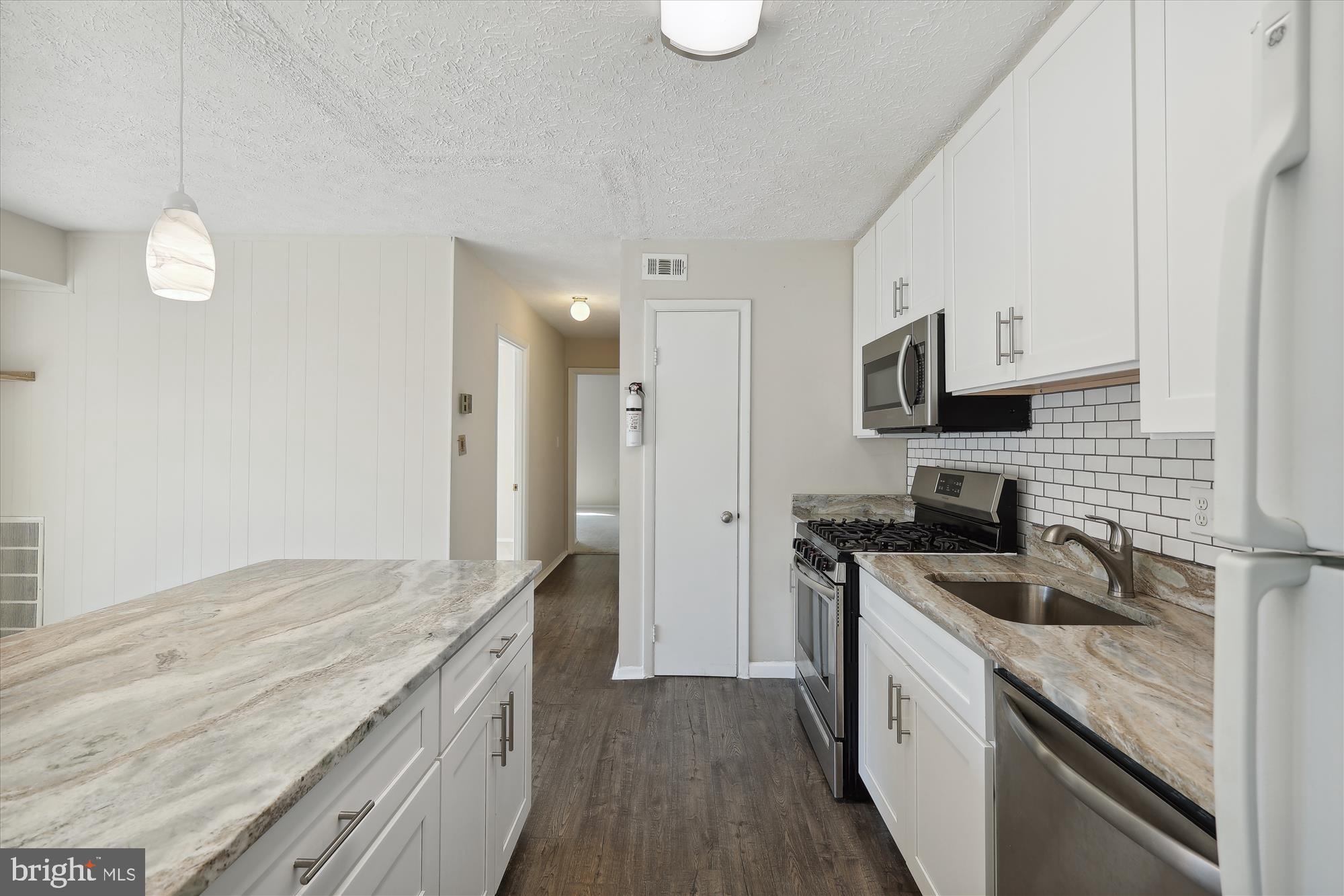 BETHESDA PARK - Residential Lease