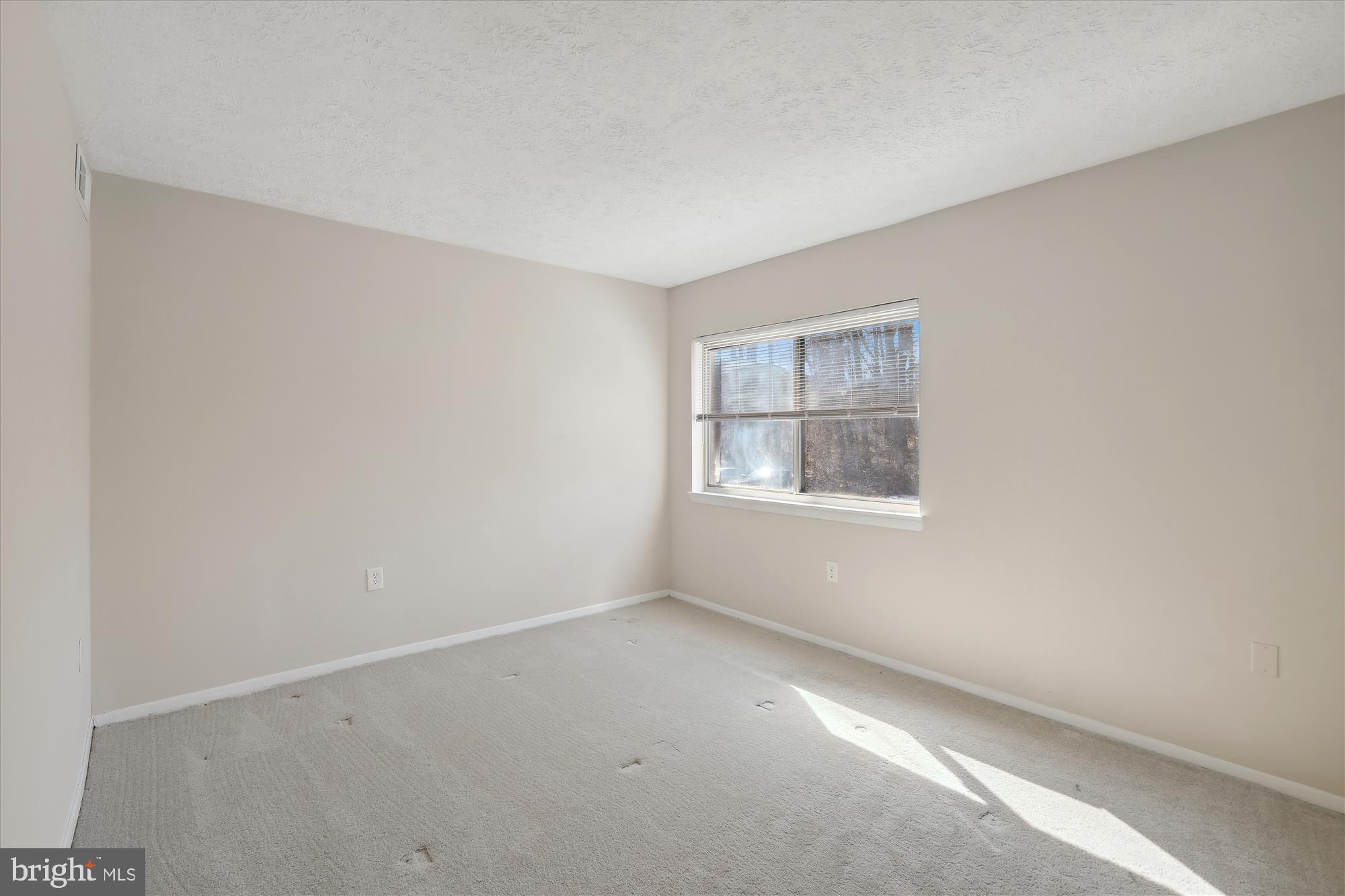 BETHESDA PARK - Residential Lease