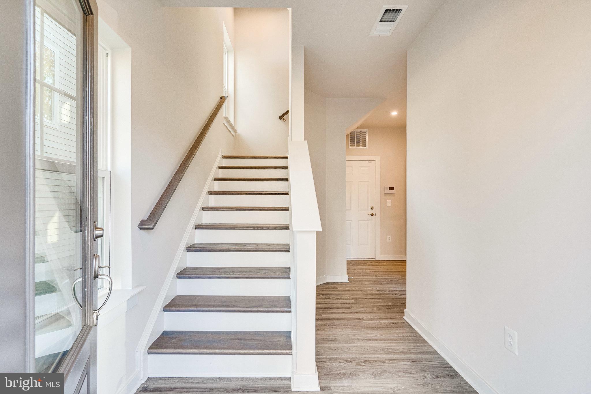 POTOMAC SHORES - Residential Lease