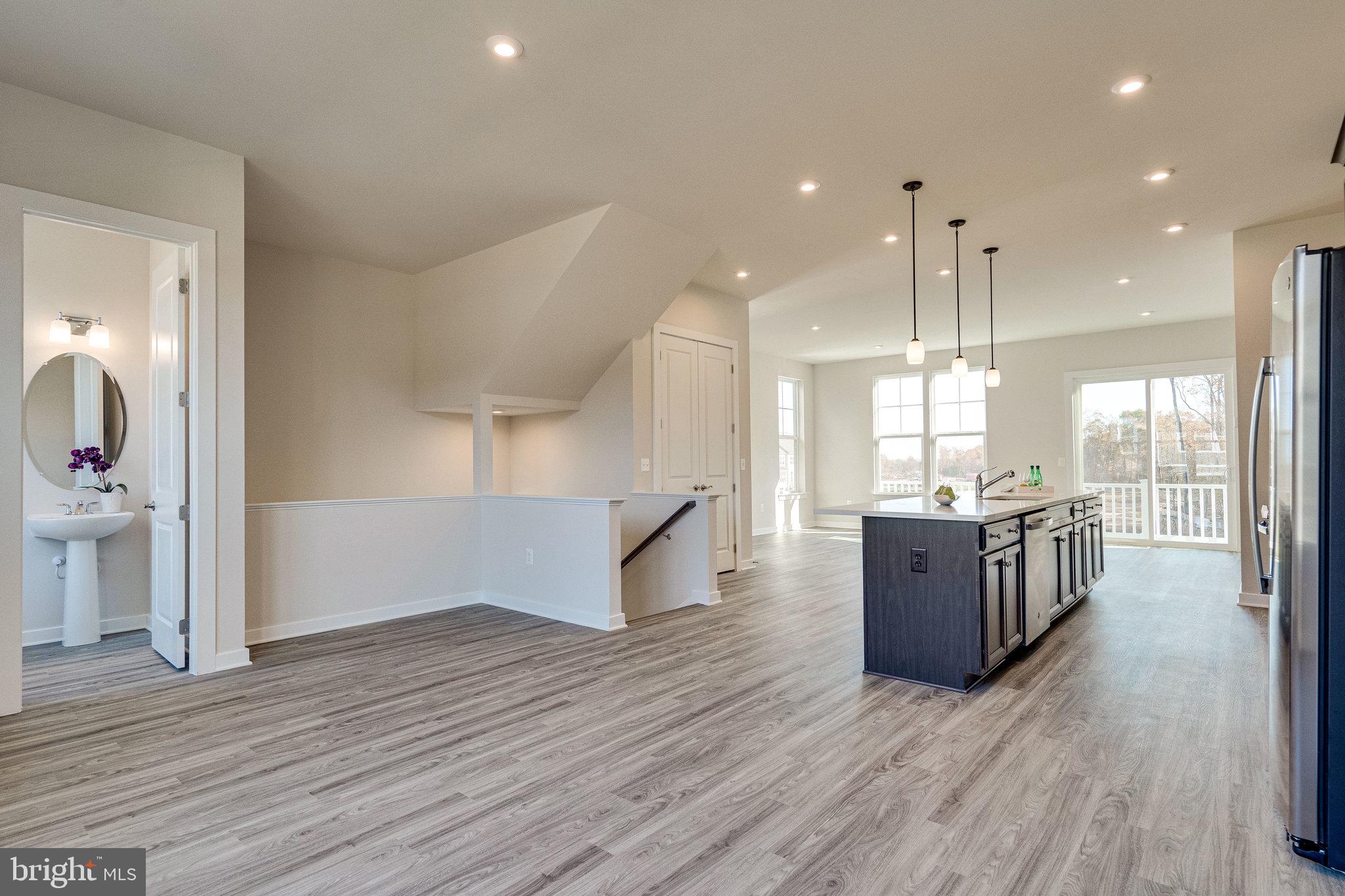 POTOMAC SHORES - Residential Lease