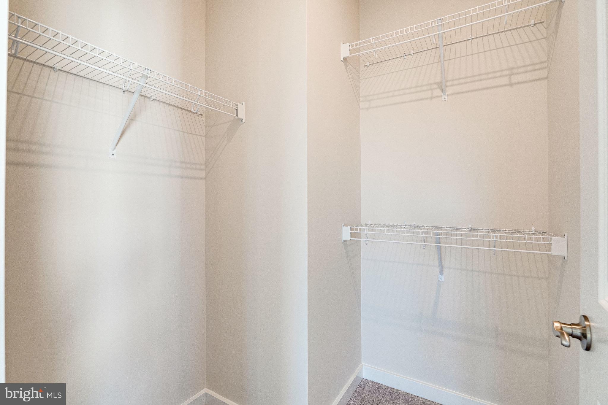 POTOMAC SHORES - Residential Lease