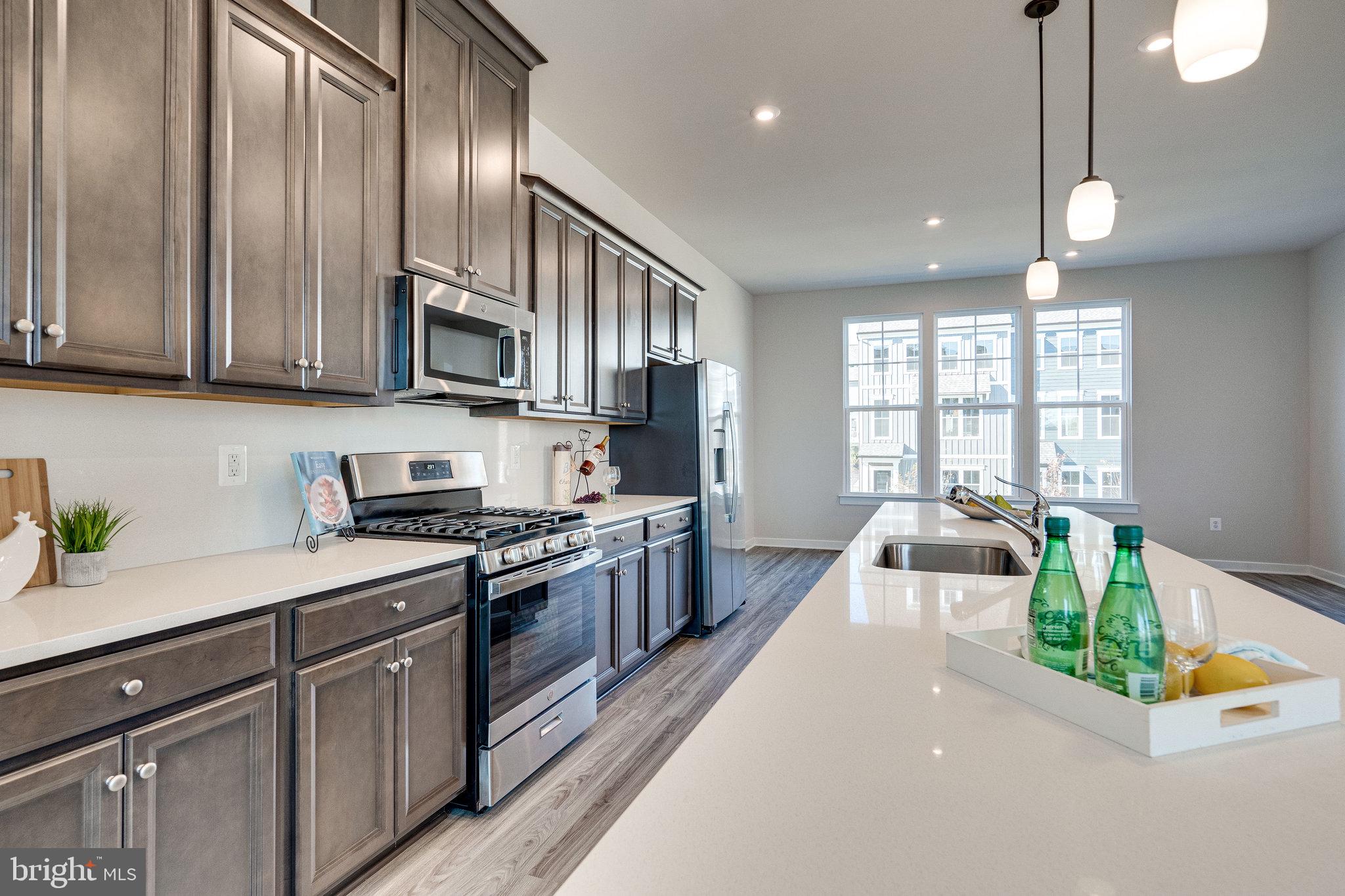 POTOMAC SHORES - Residential Lease