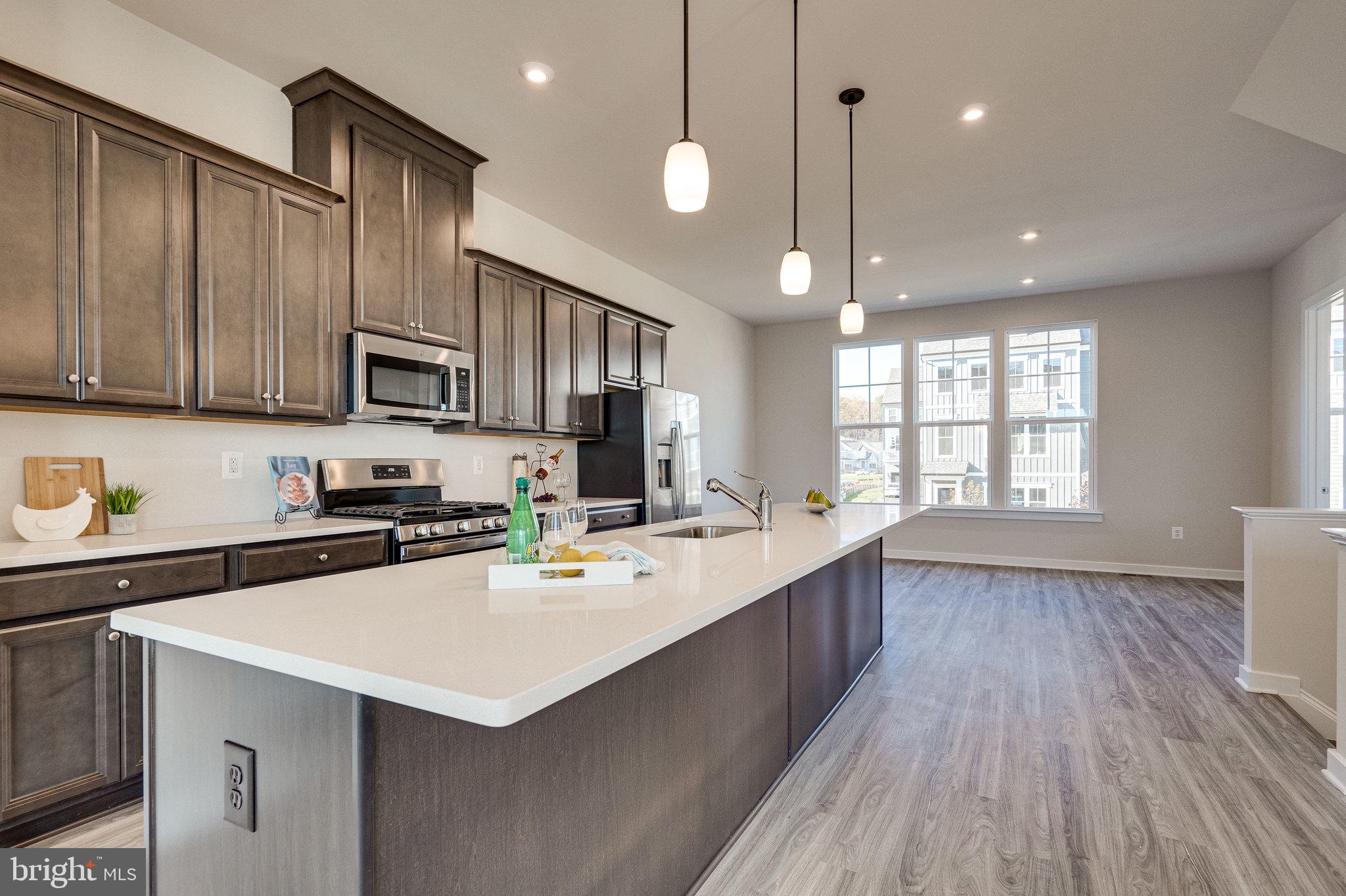 POTOMAC SHORES - Residential Lease