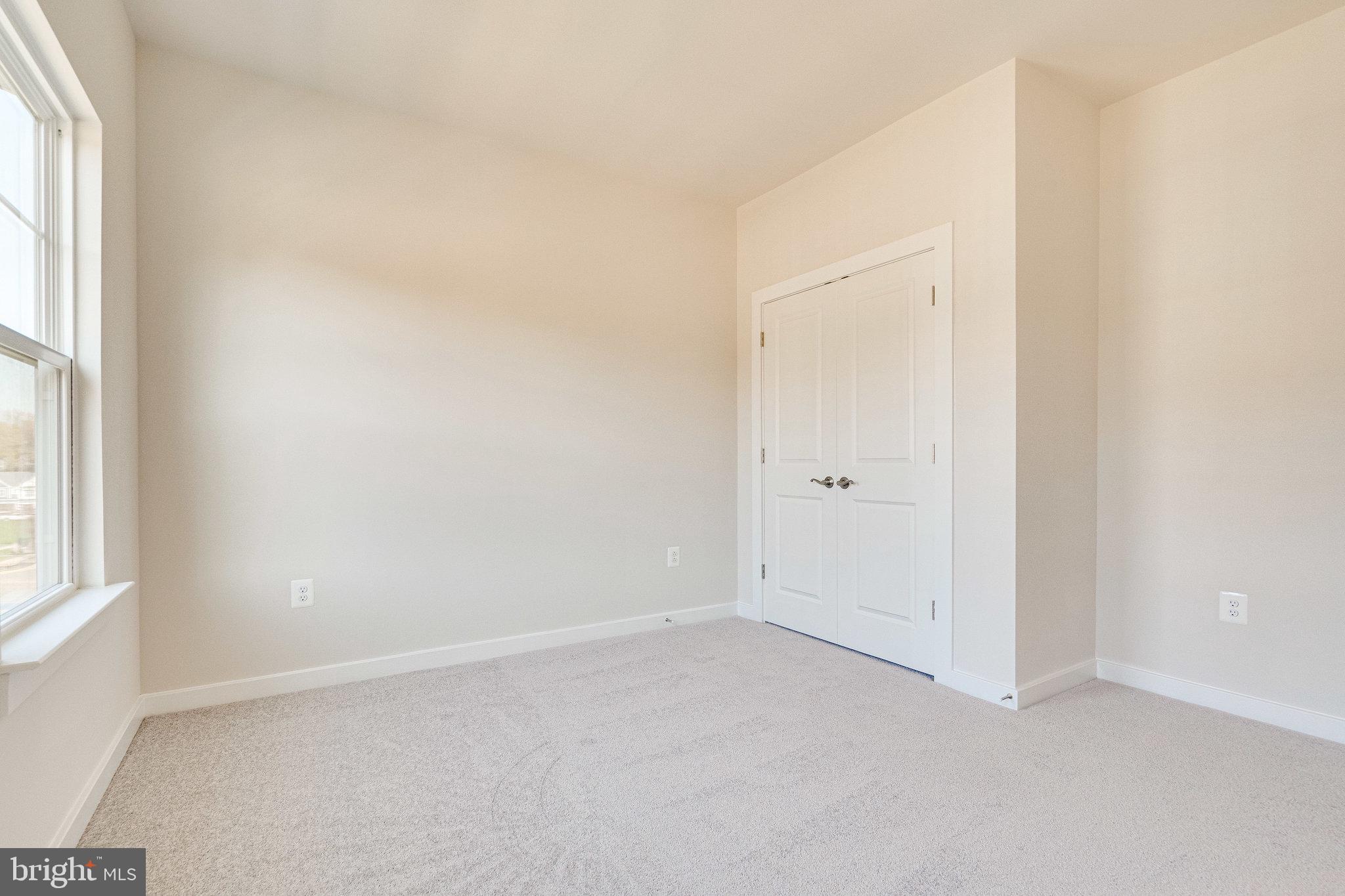 POTOMAC SHORES - Residential Lease