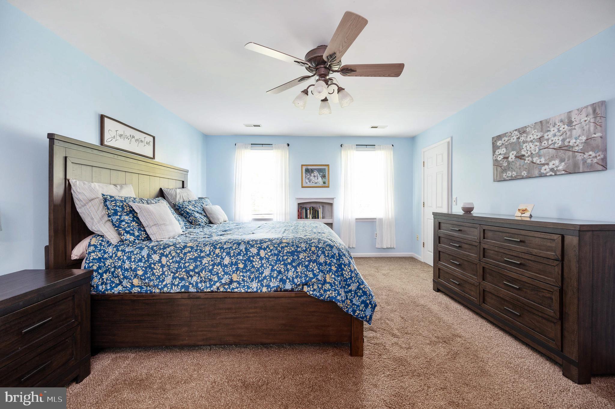 FOX CHASE - Residential