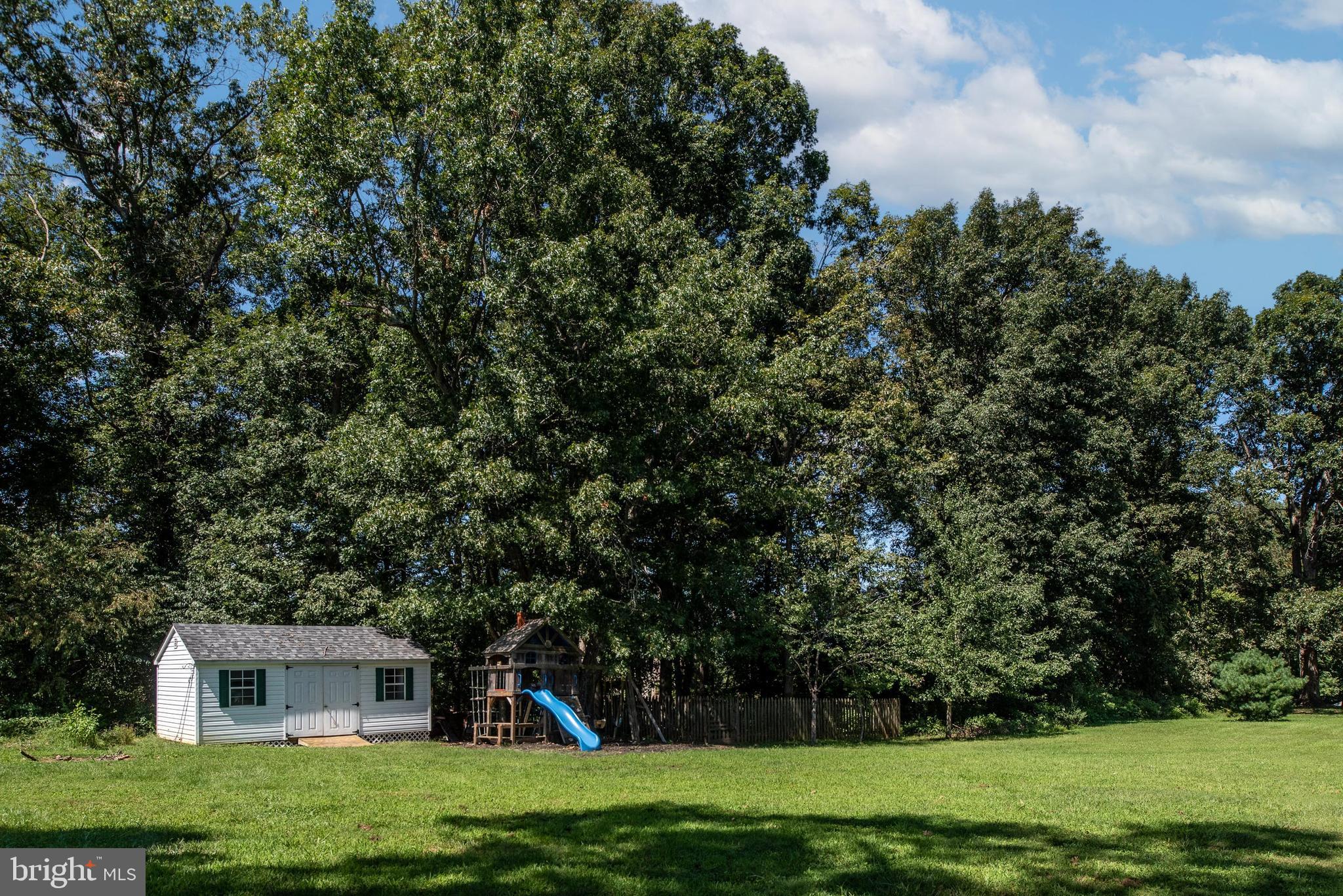 FOX CHASE - Residential