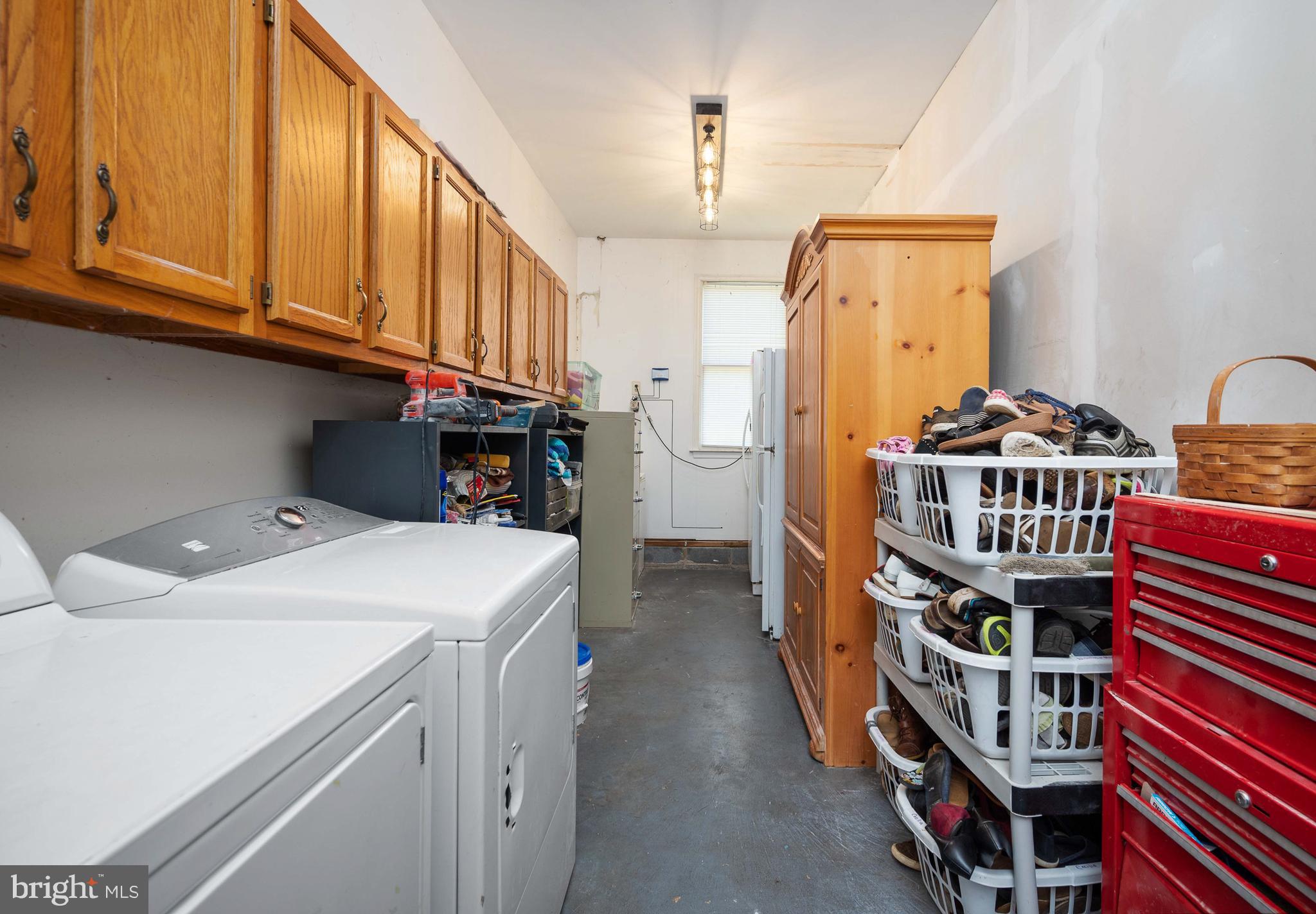 FOX CHASE - Residential