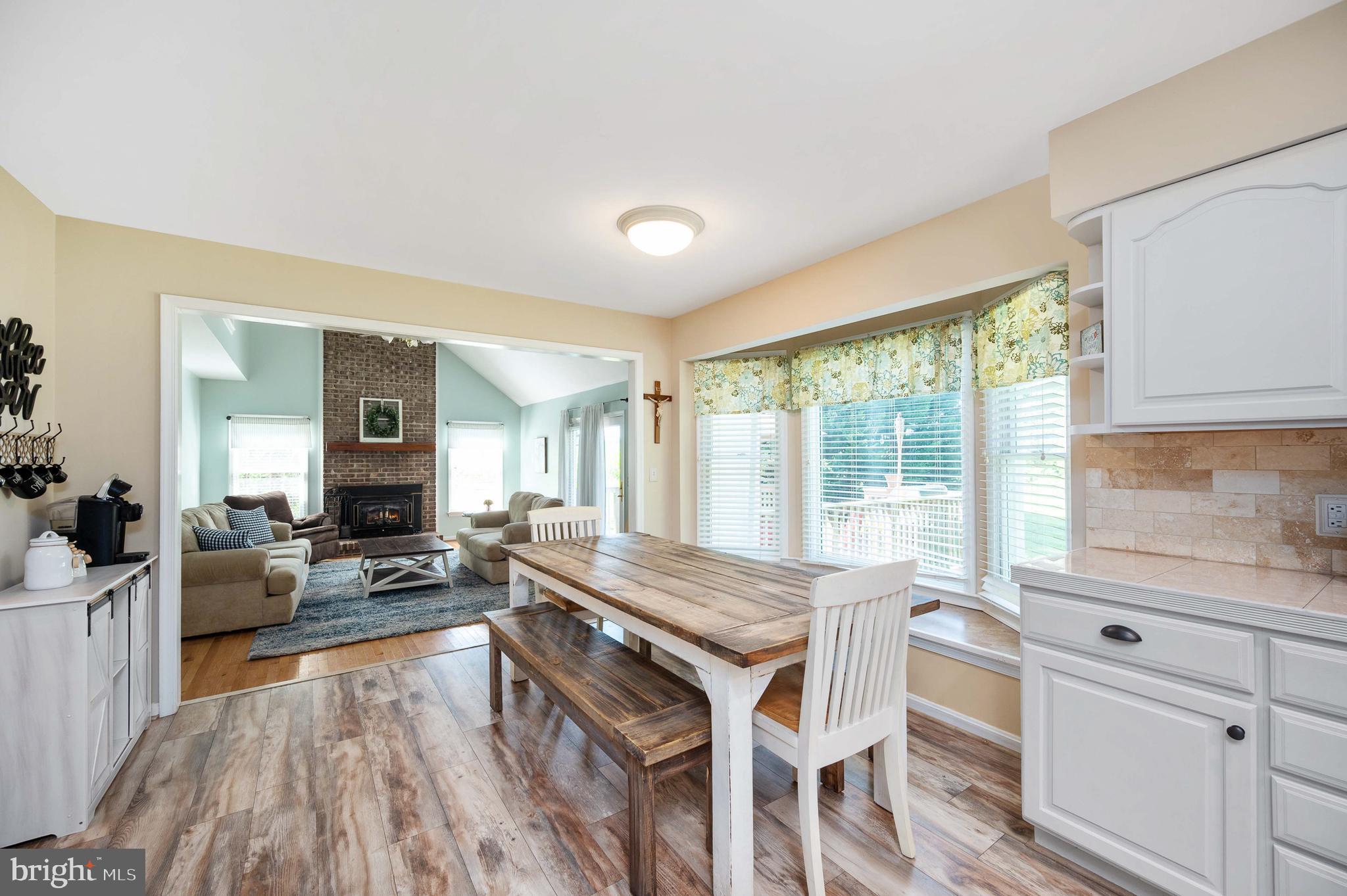 FOX CHASE - Residential