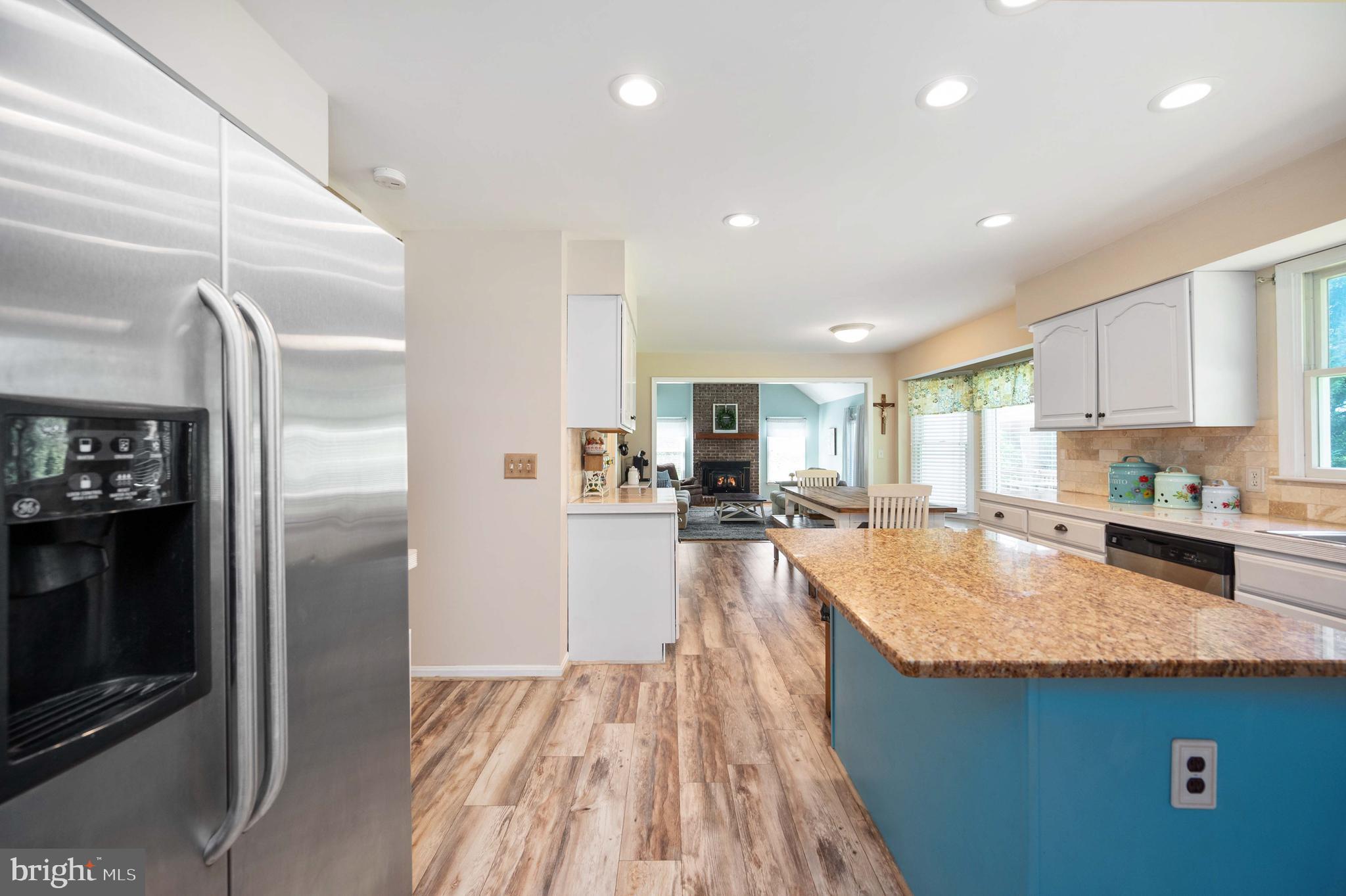 FOX CHASE - Residential