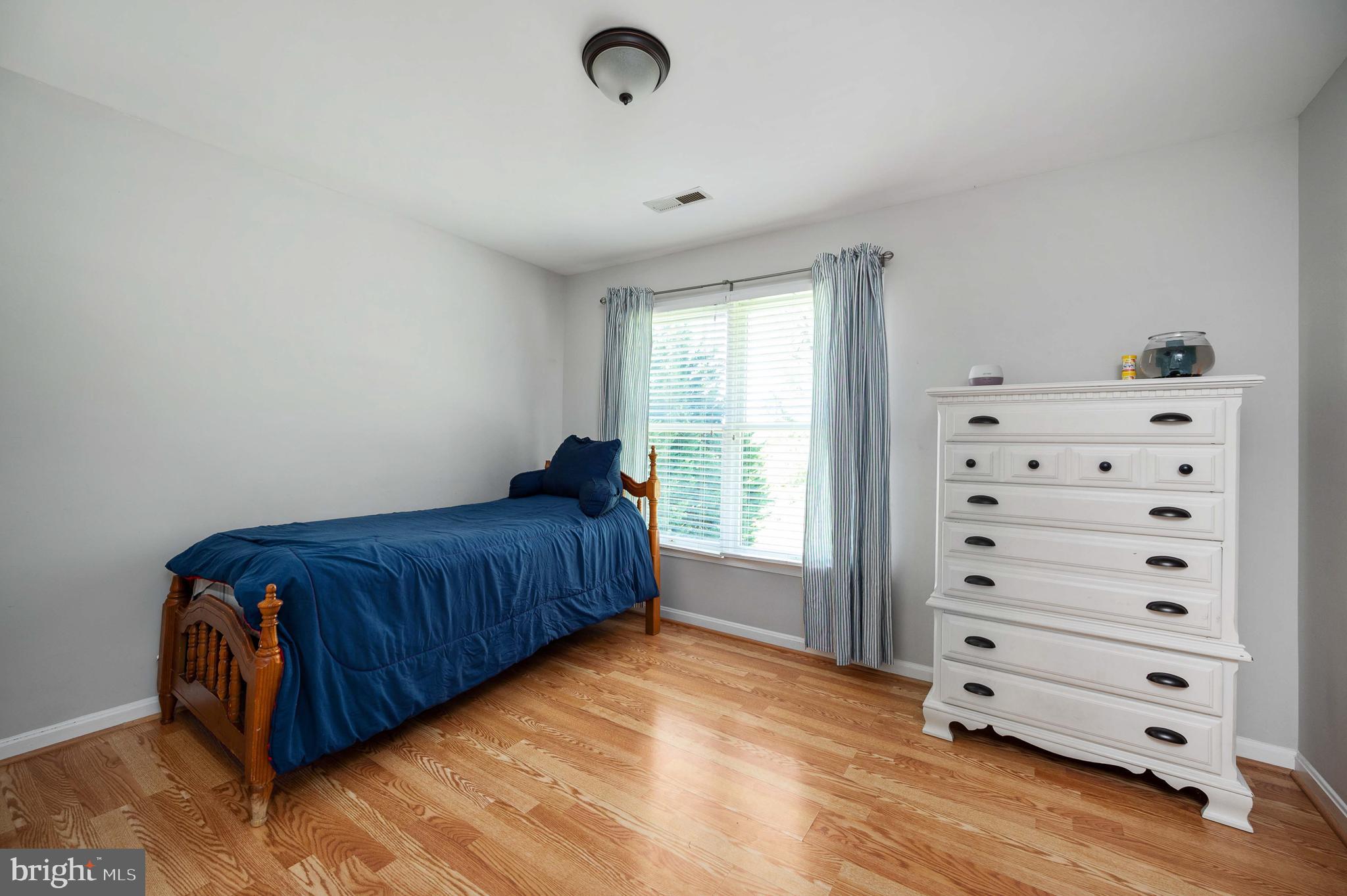 FOX CHASE - Residential