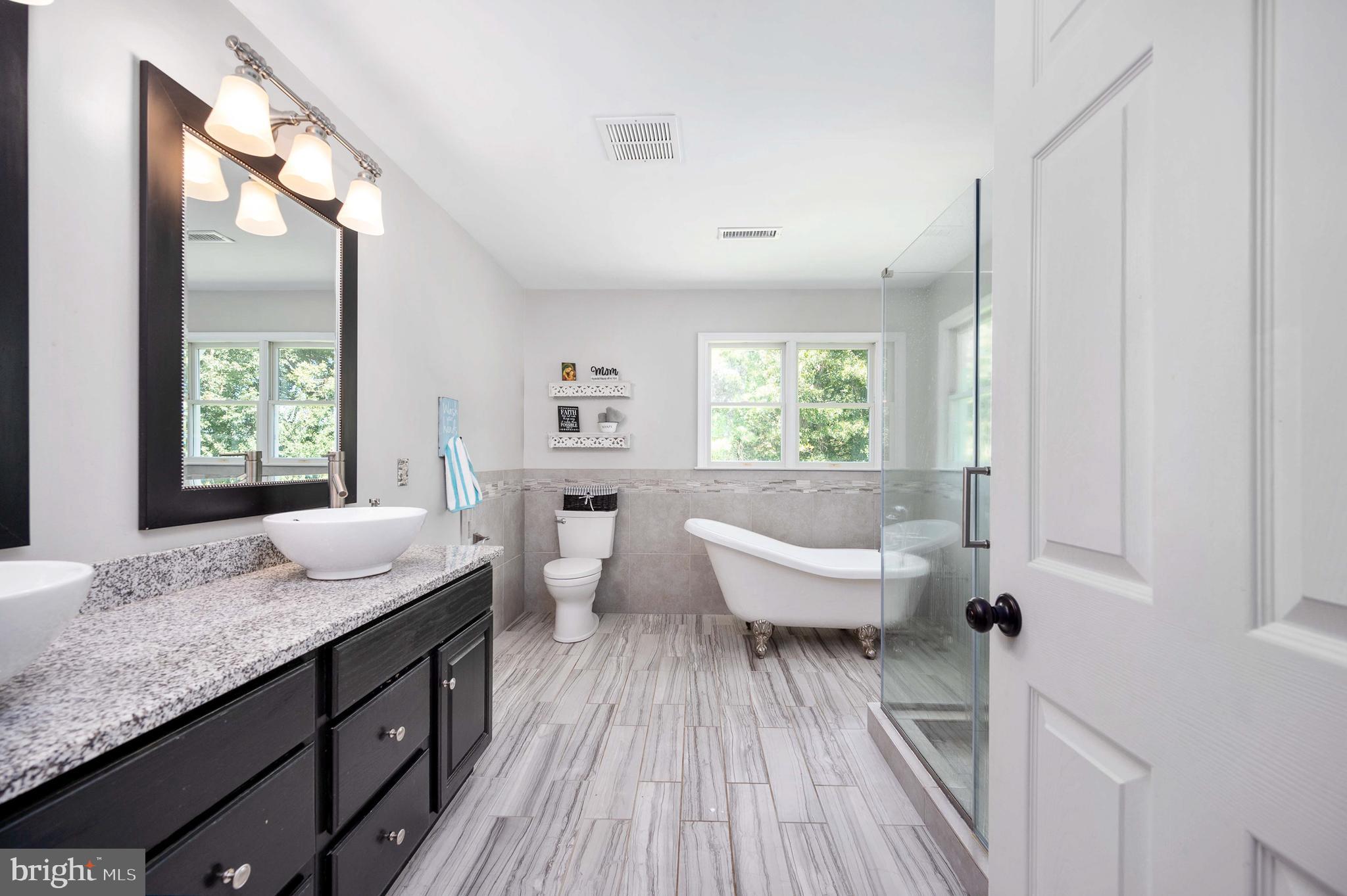 FOX CHASE - Residential