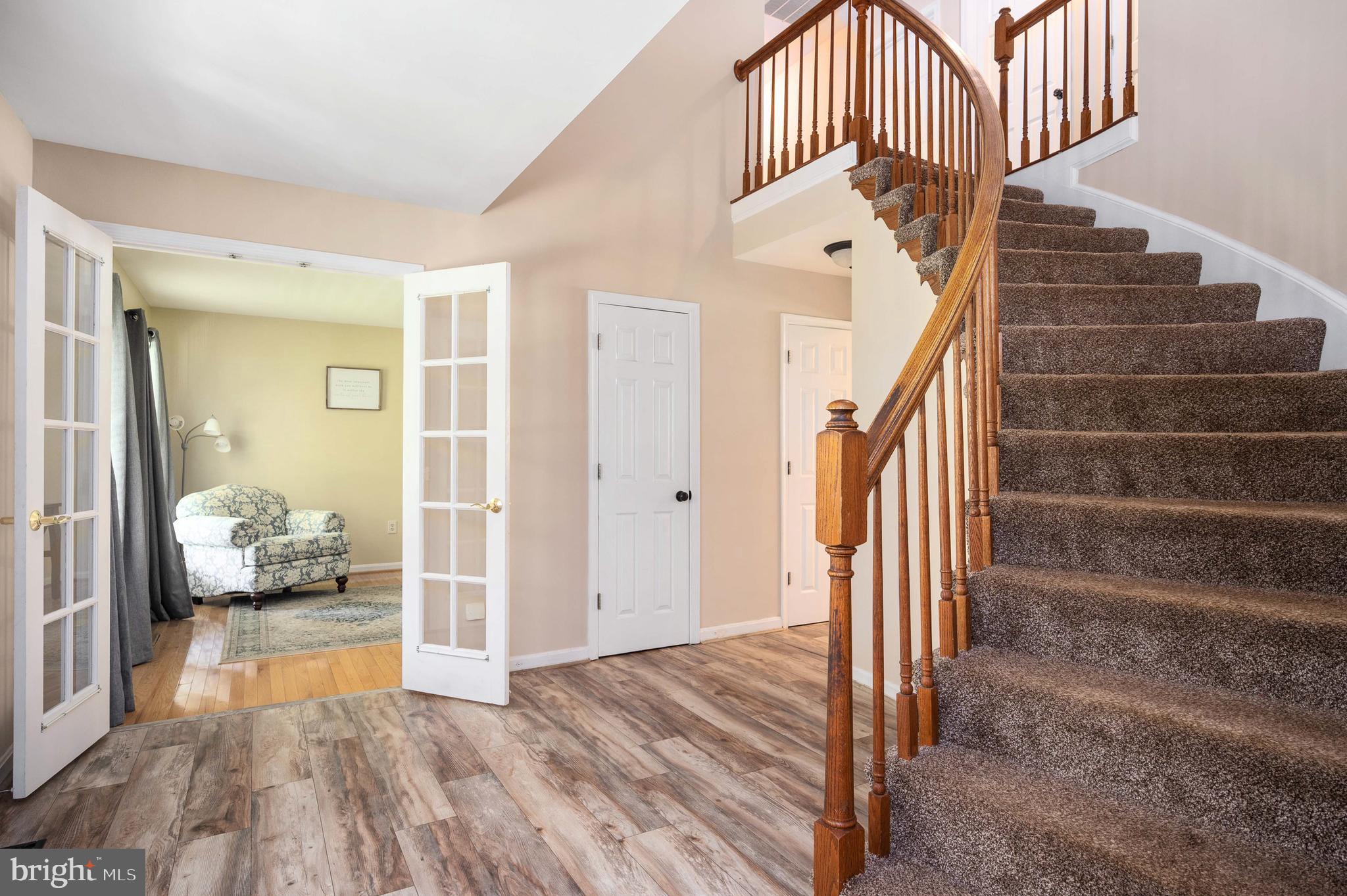 FOX CHASE - Residential