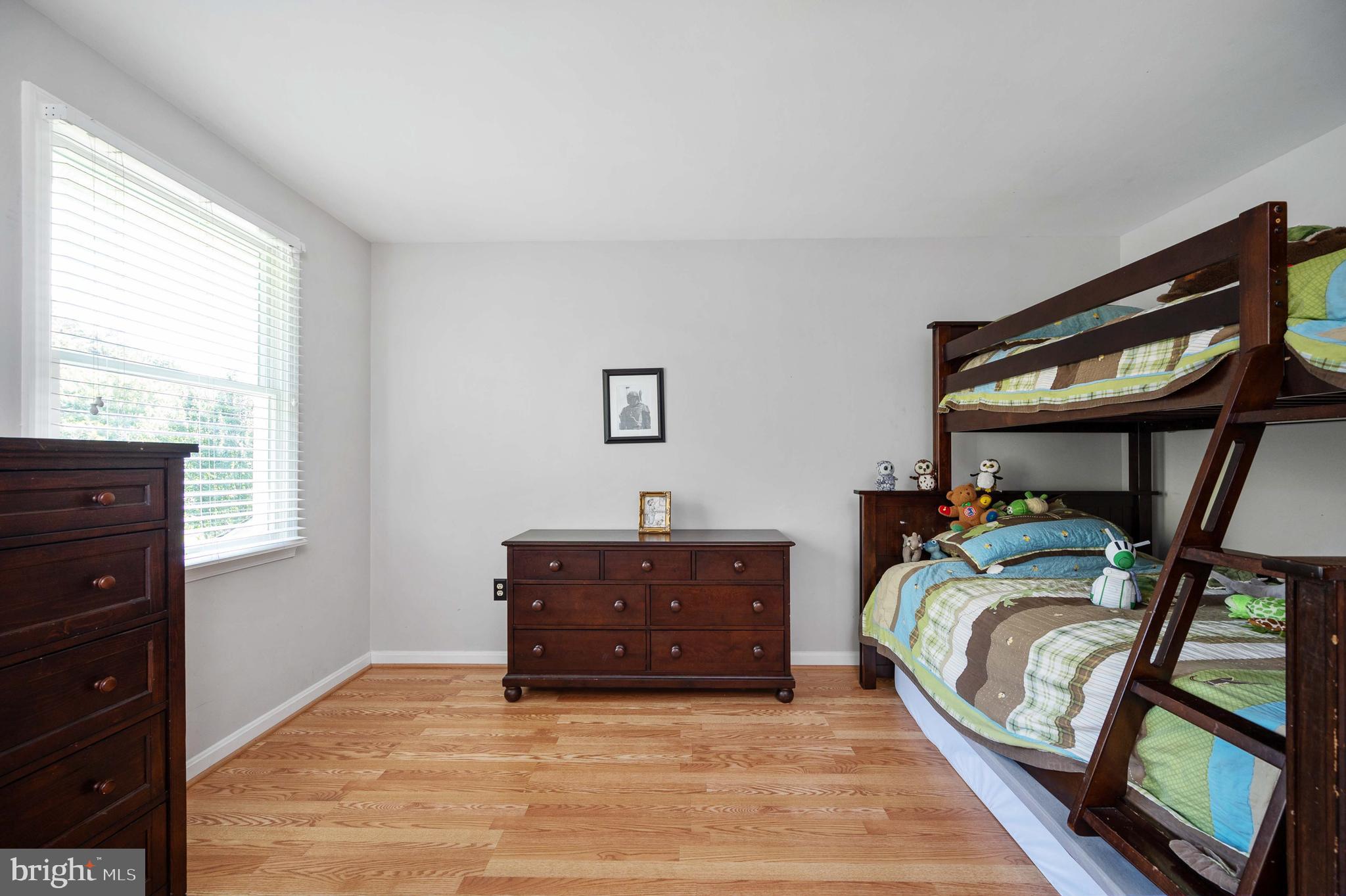 FOX CHASE - Residential