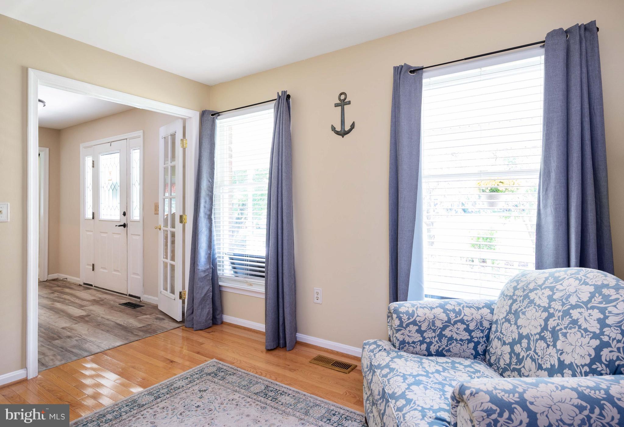 FOX CHASE - Residential