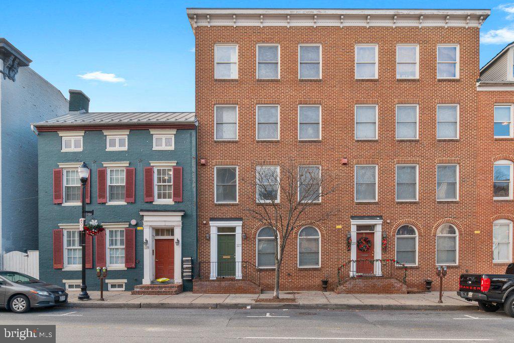 DOWNTOWN FREDERICK - Residential