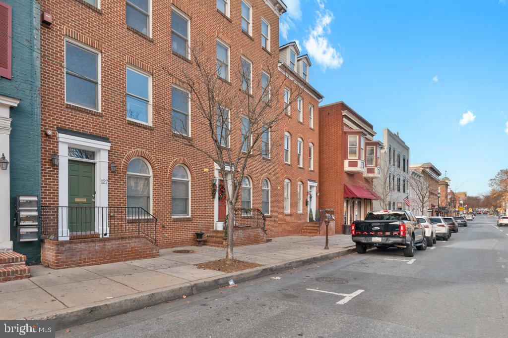 DOWNTOWN FREDERICK - Residential