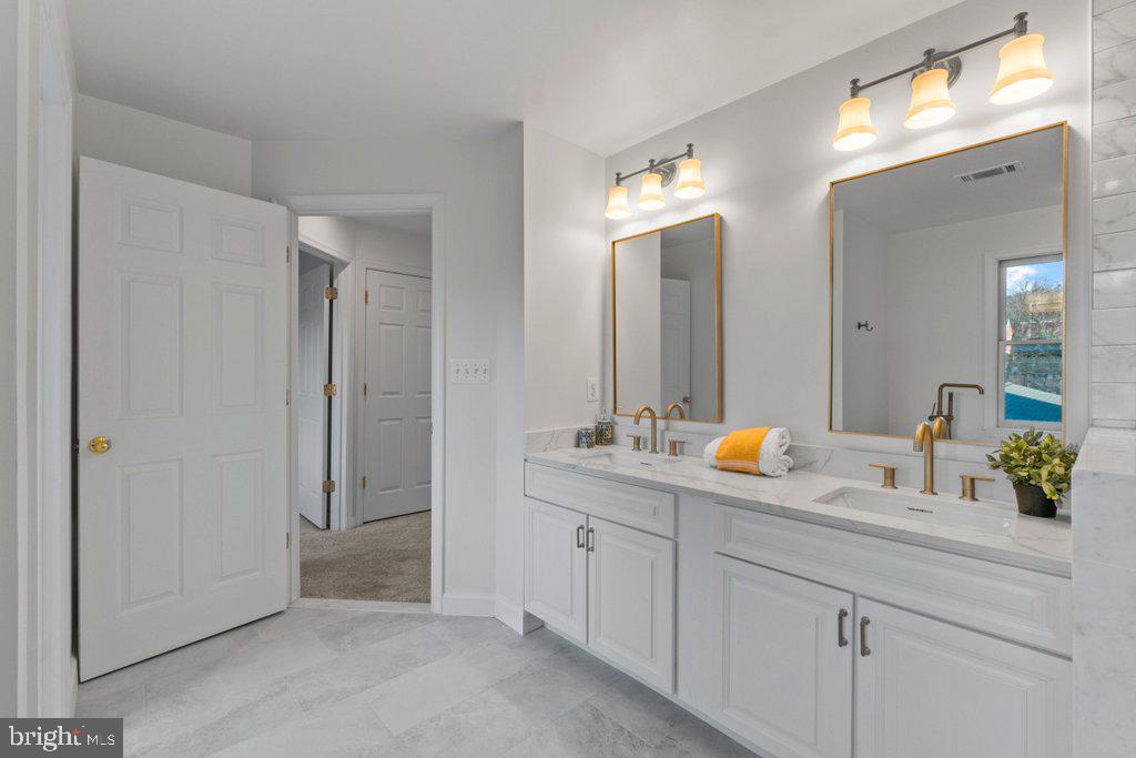 DOWNTOWN FREDERICK - Residential