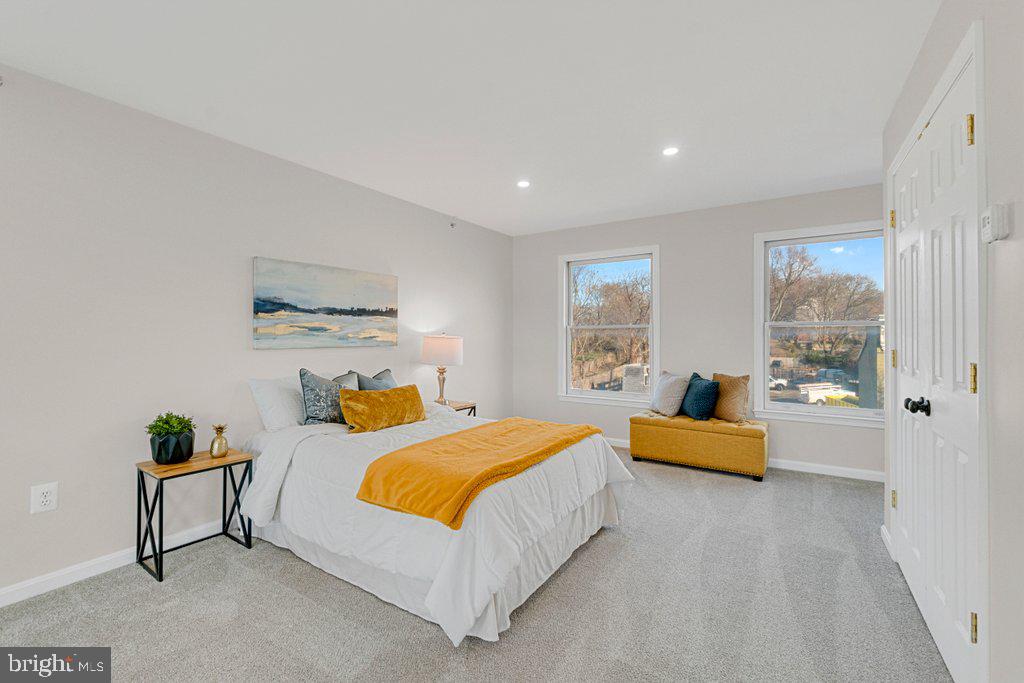 DOWNTOWN FREDERICK - Residential