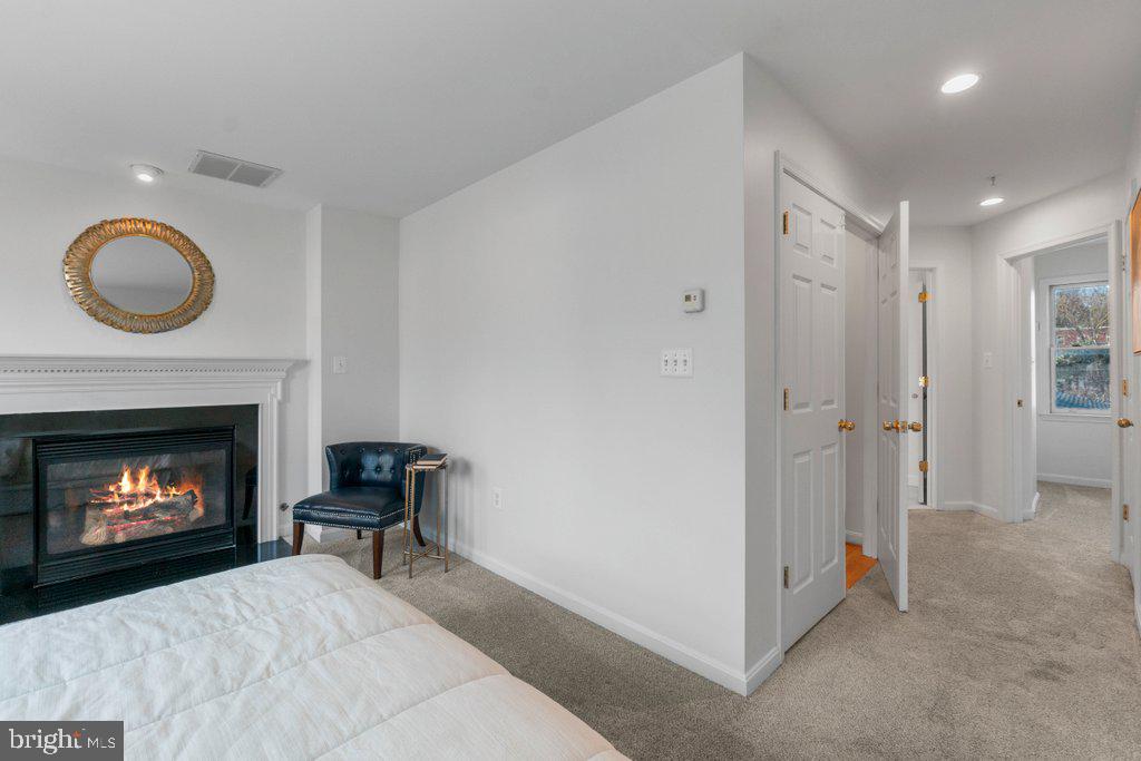 DOWNTOWN FREDERICK - Residential