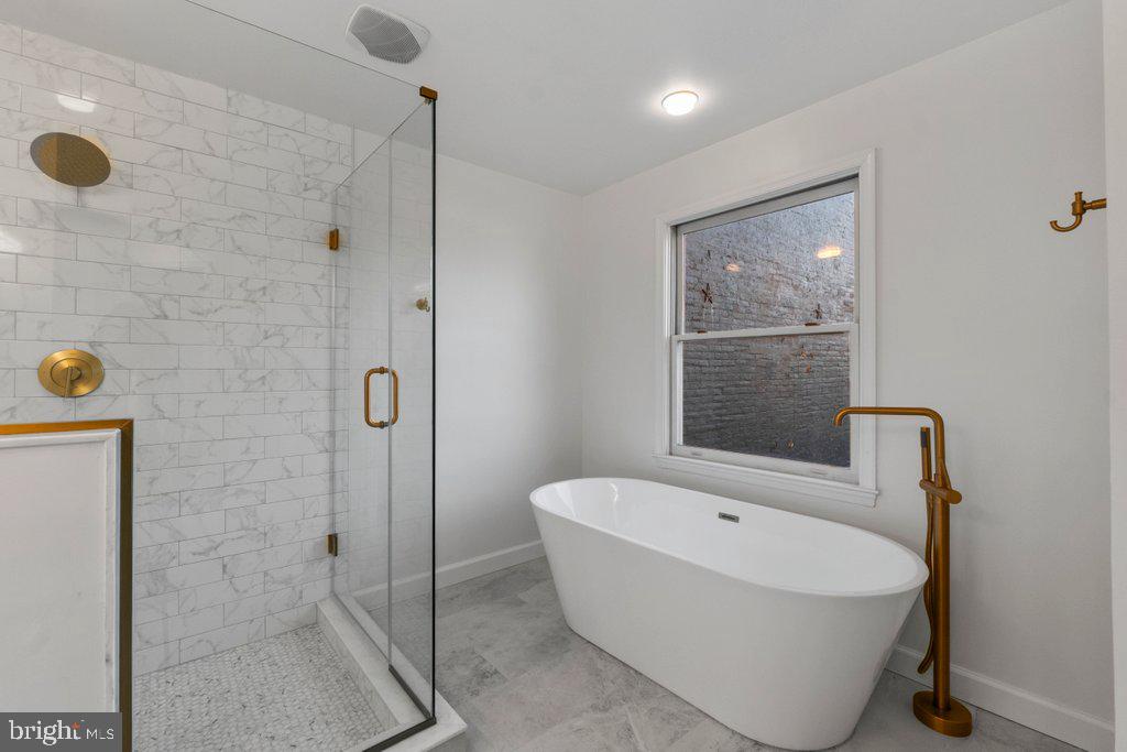 DOWNTOWN FREDERICK - Residential