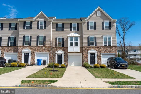 Townhouse For Sale - 102 Benford Lane<br/> Burlington County, EDGEWATER PARK, NJ 08010