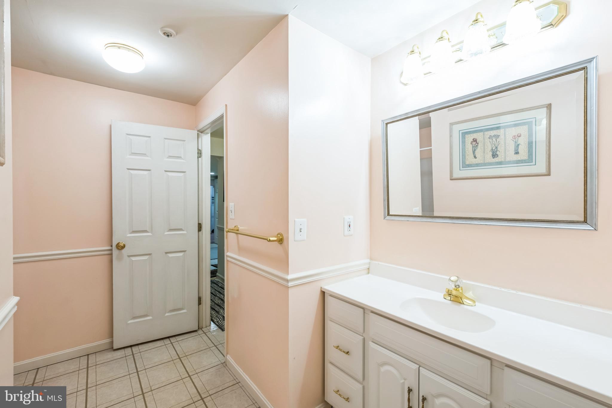 CALTOR MANOR - Residential Lease