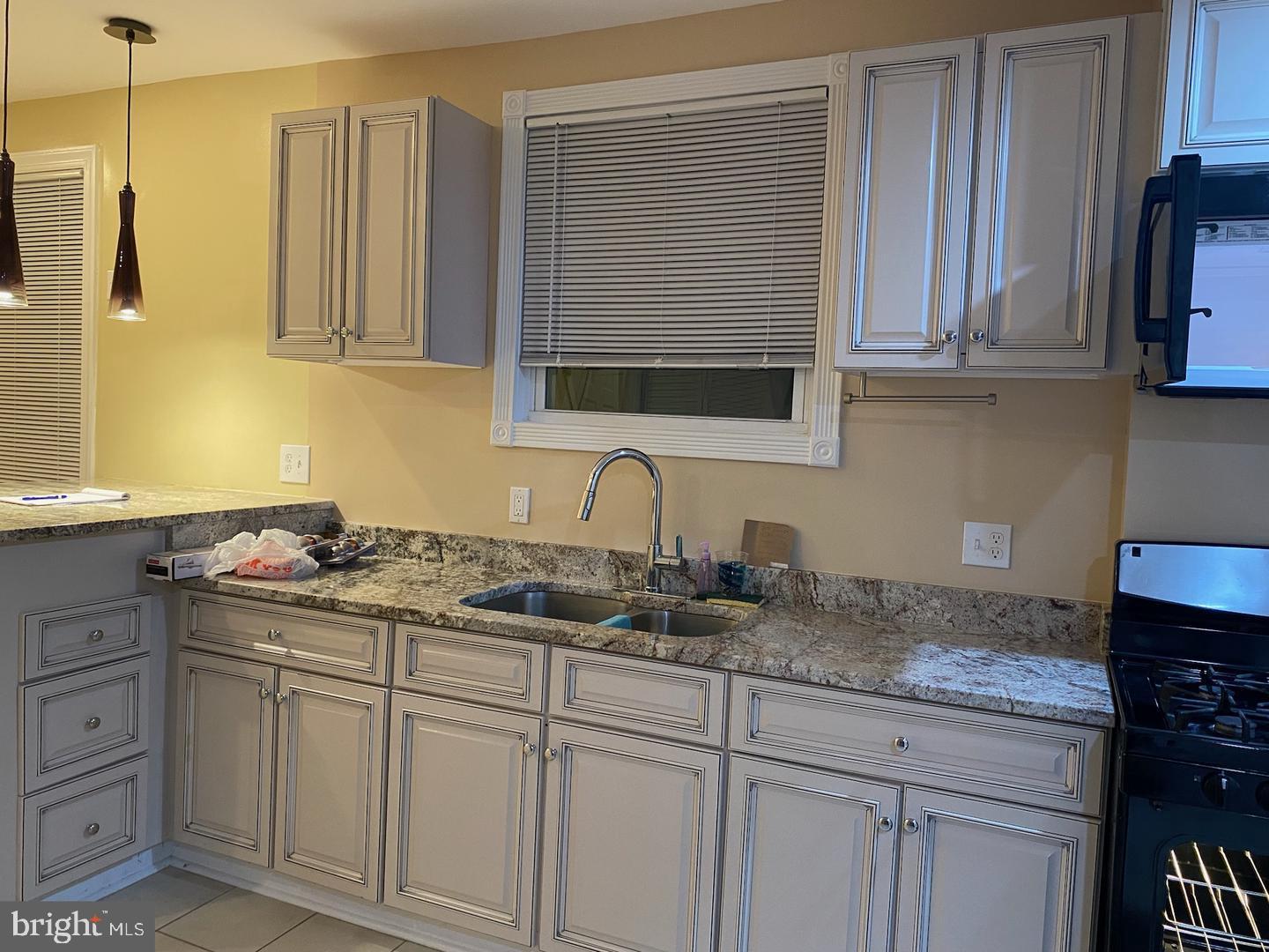 2846 VISTA STREET NE