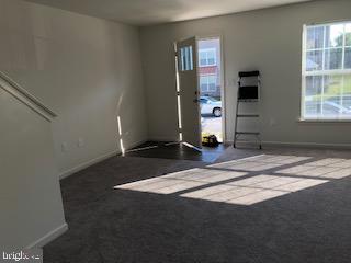 LAUREL RIDGE - Residential Lease