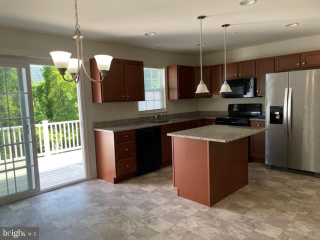 LAUREL RIDGE - Residential Lease