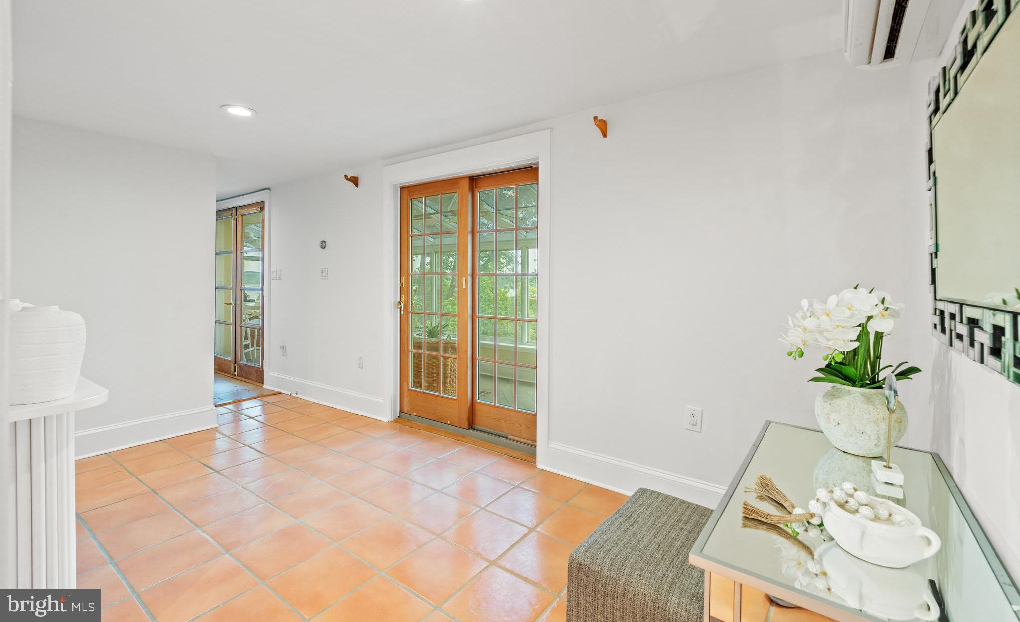 INDIAN QUEEN OVERLOOK - Residential