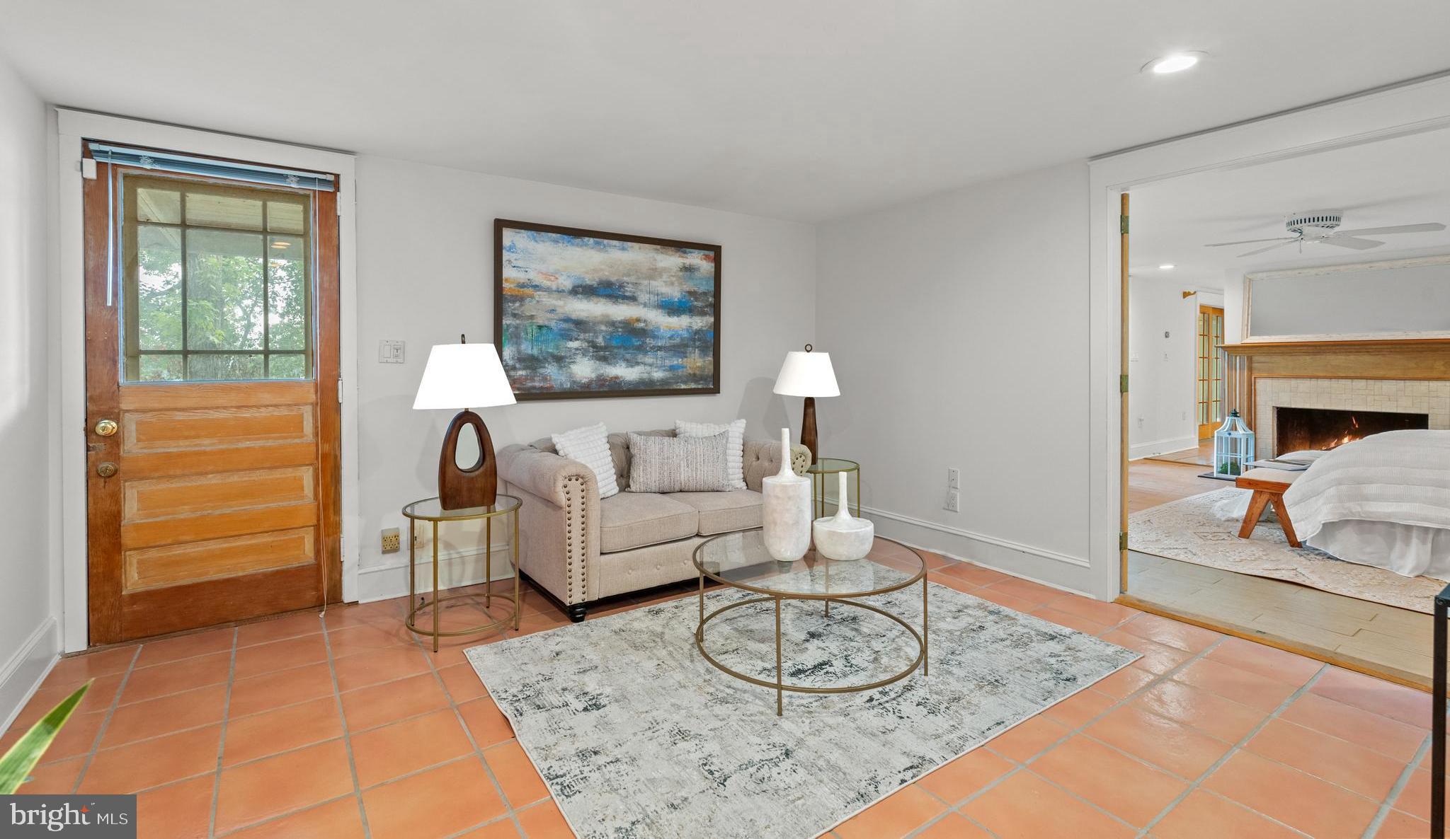 INDIAN QUEEN OVERLOOK - Residential