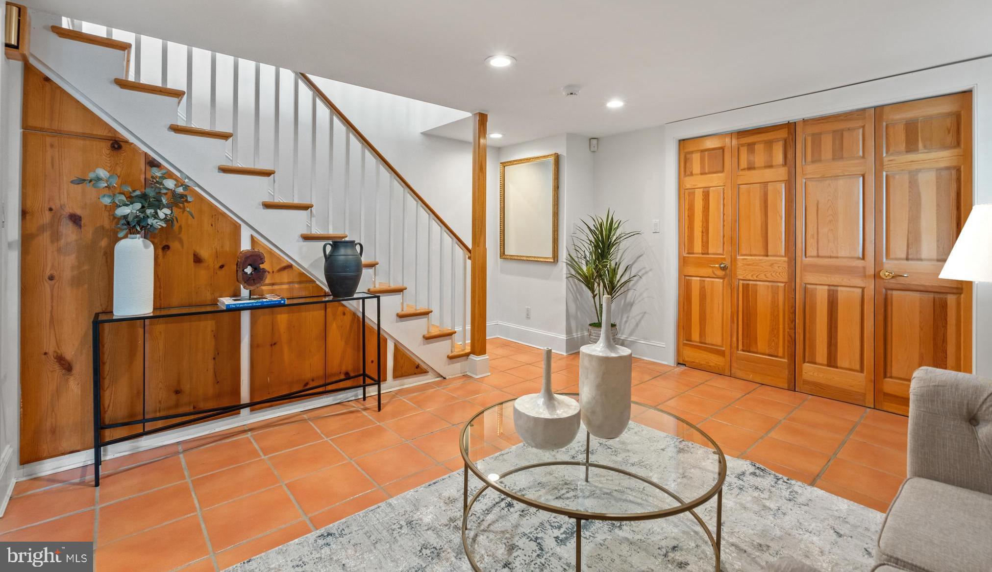 INDIAN QUEEN OVERLOOK - Residential