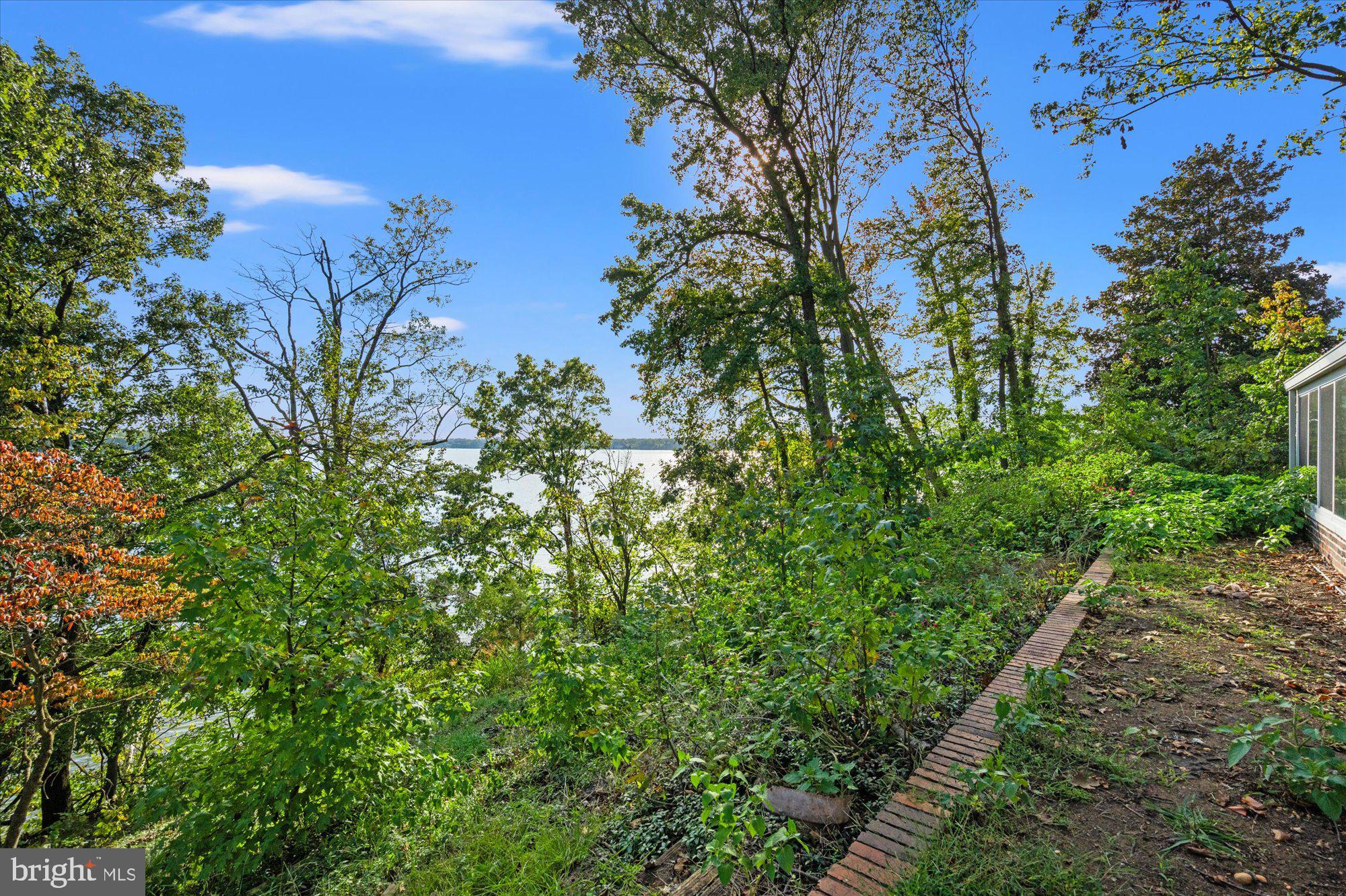 INDIAN QUEEN OVERLOOK - Residential