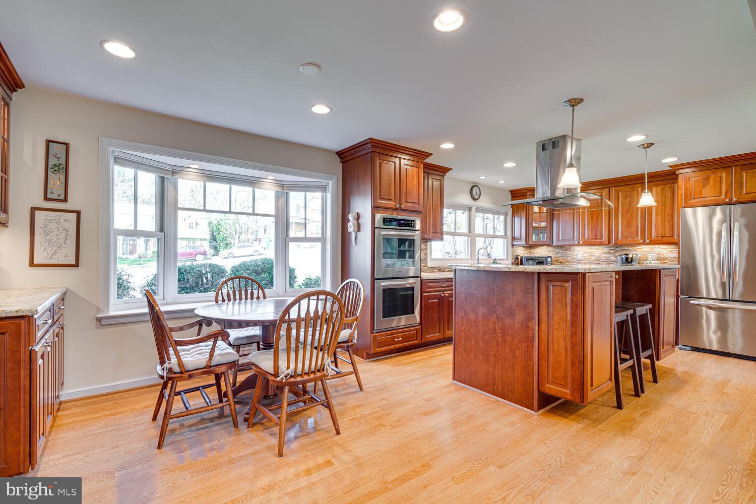 BELLEVUE FOREST - Residential