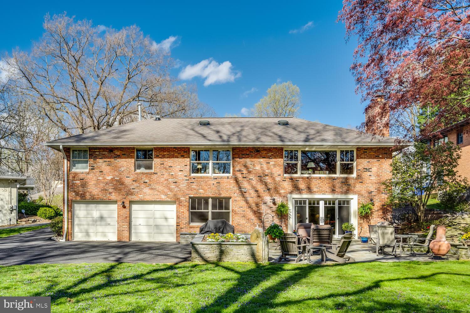 BELLEVUE FOREST - Residential