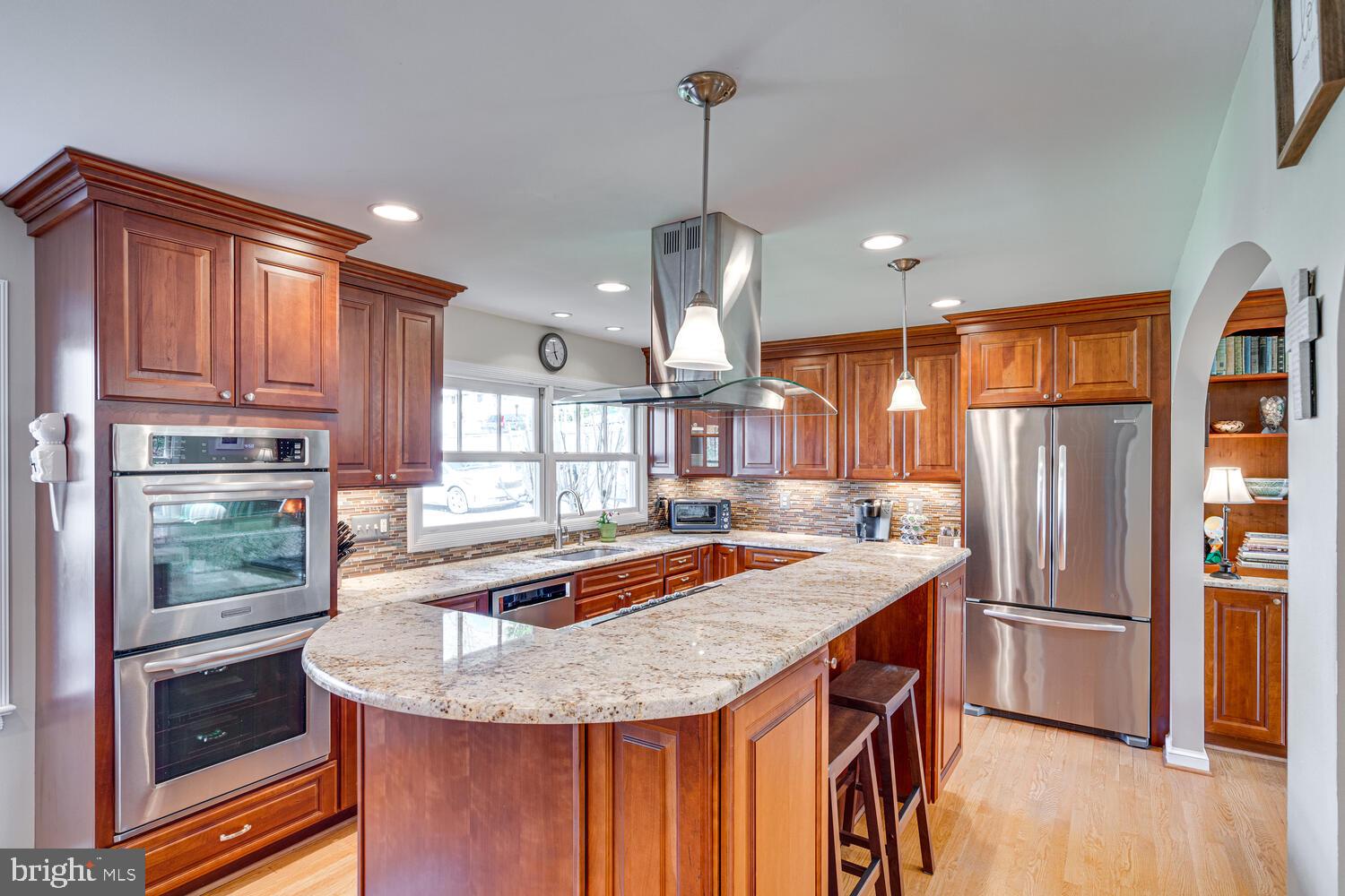 BELLEVUE FOREST - Residential