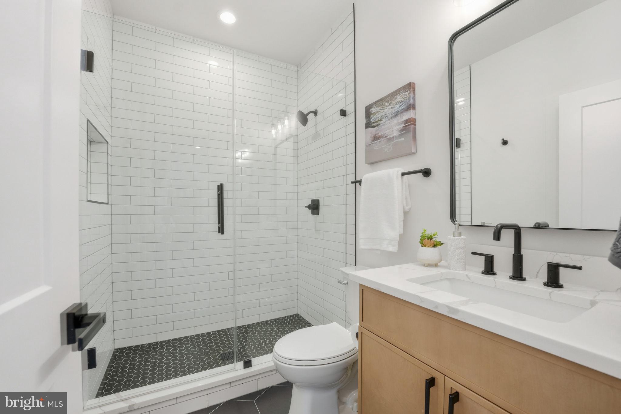 ANNALEE HEIGHTS - Residential