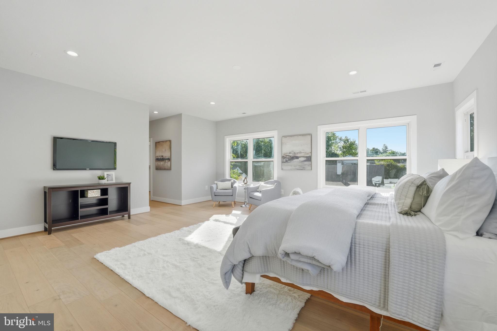 ANNALEE HEIGHTS - Residential