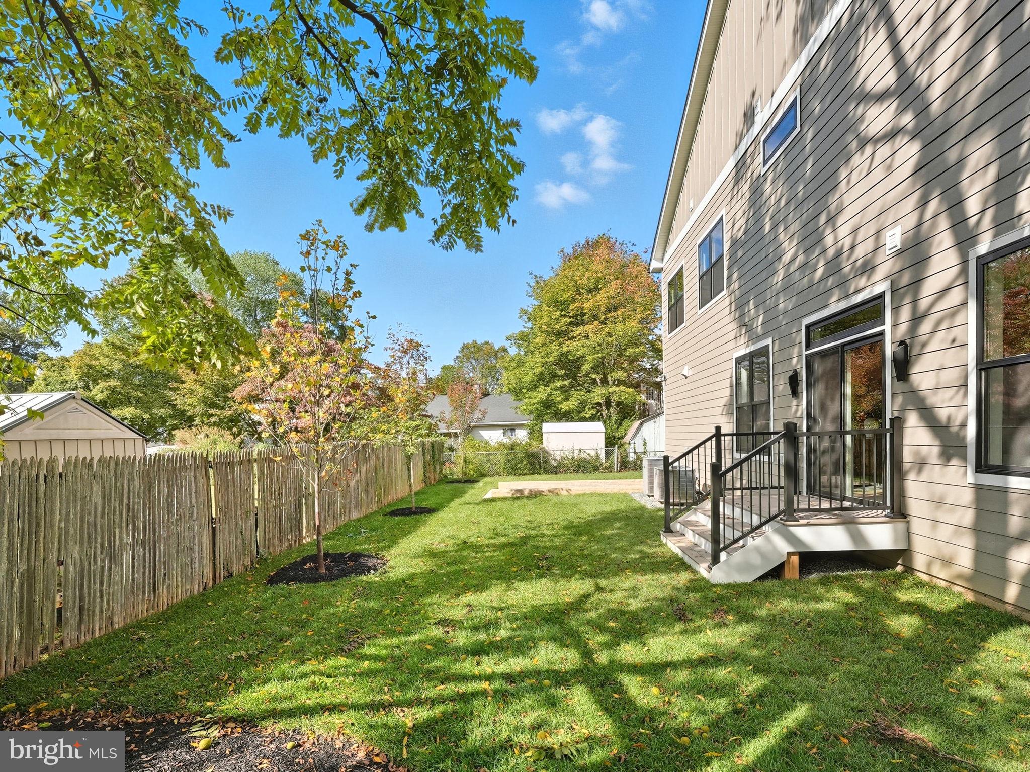 ANNALEE HEIGHTS - Residential