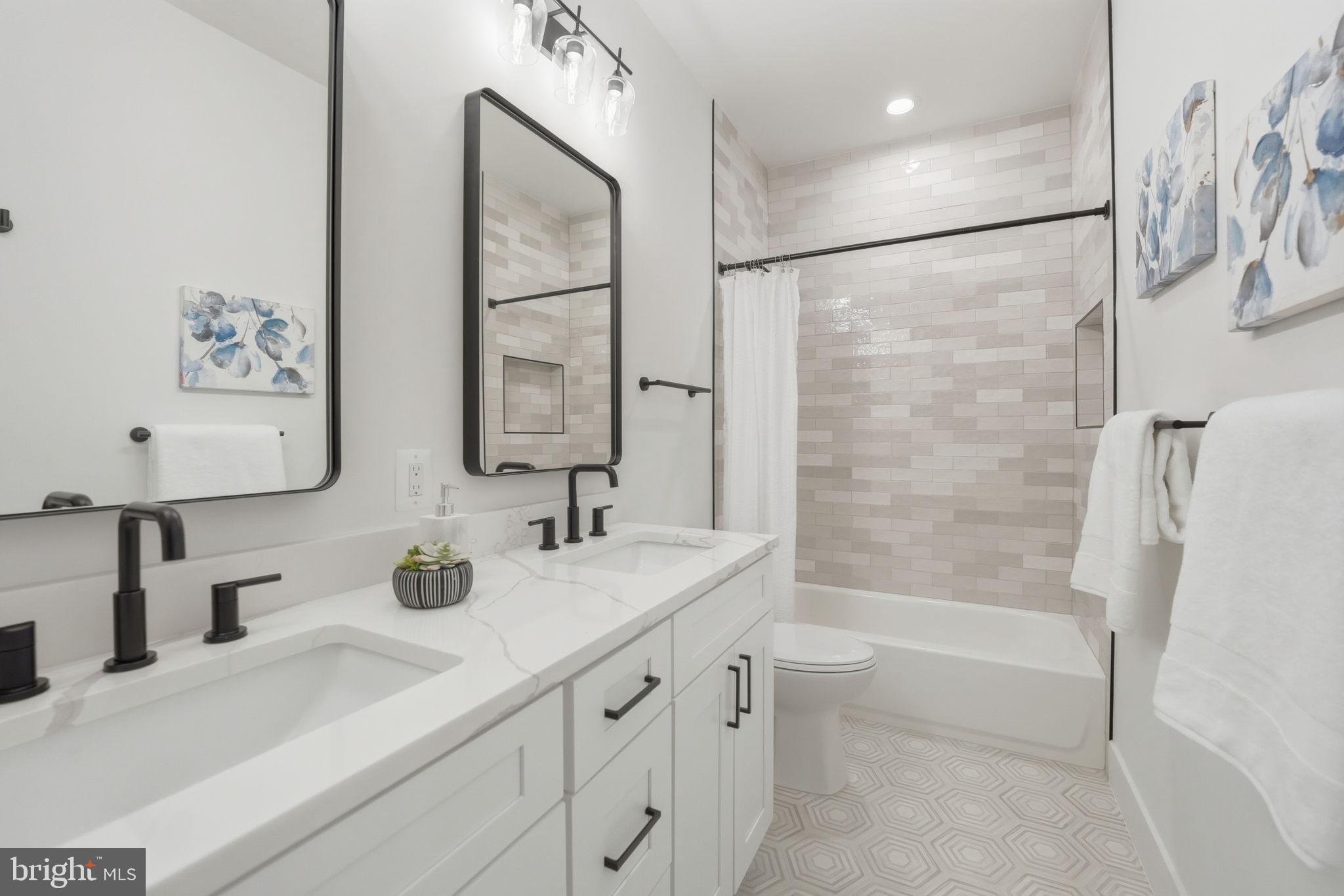 ANNALEE HEIGHTS - Residential