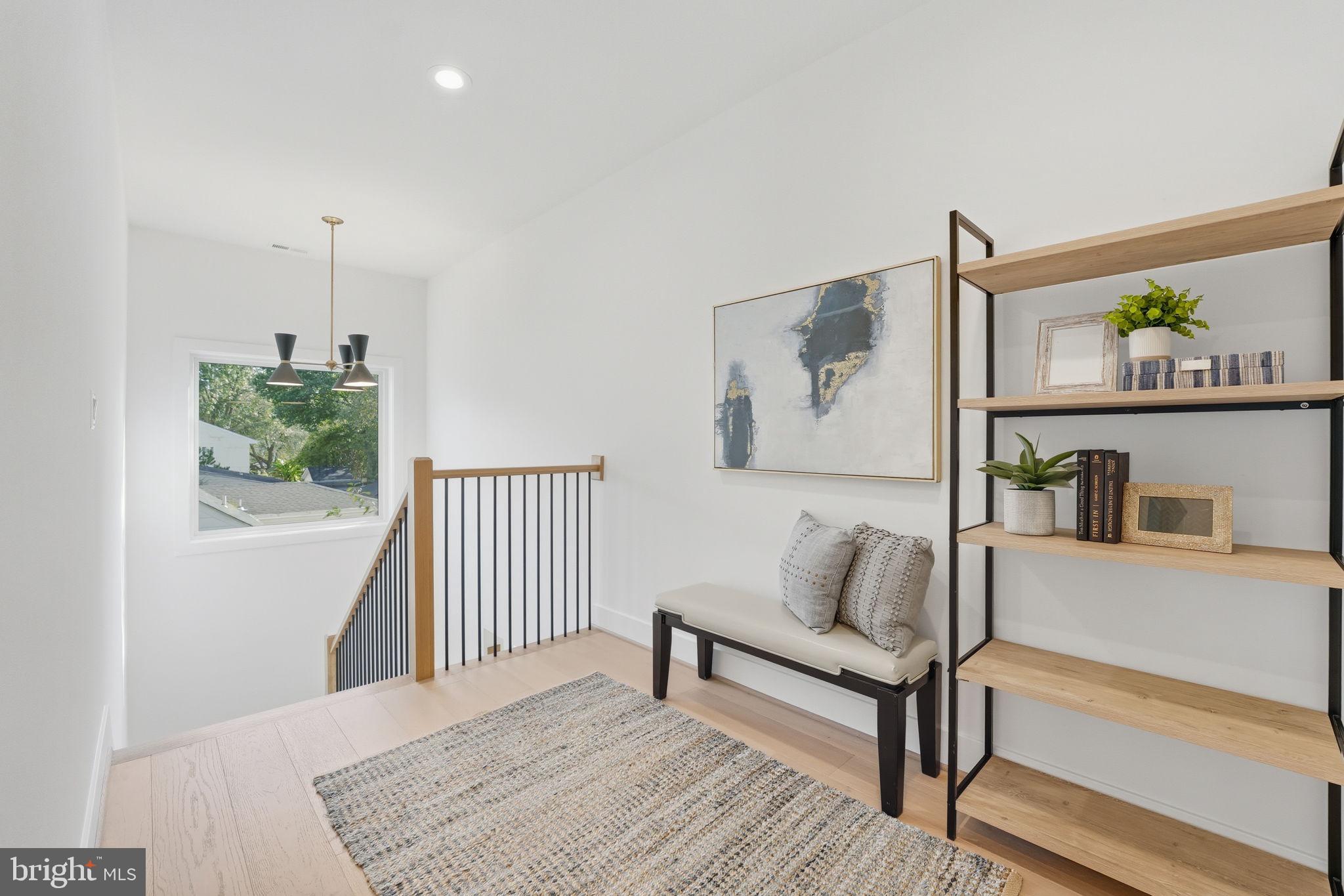 ANNALEE HEIGHTS - Residential