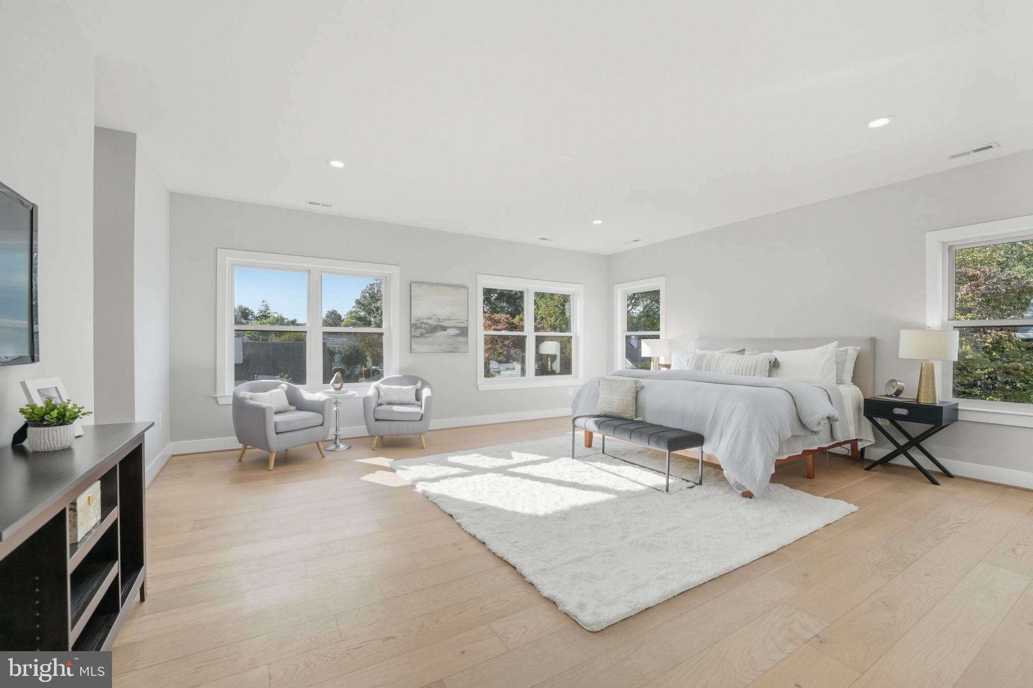 ANNALEE HEIGHTS - Residential