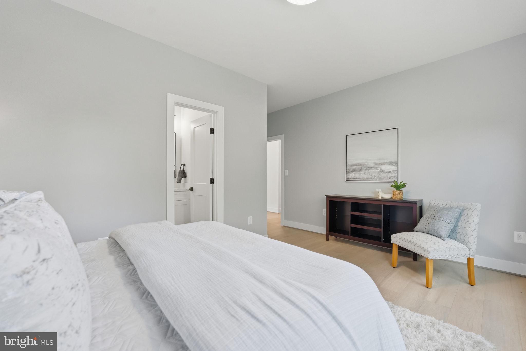 ANNALEE HEIGHTS - Residential