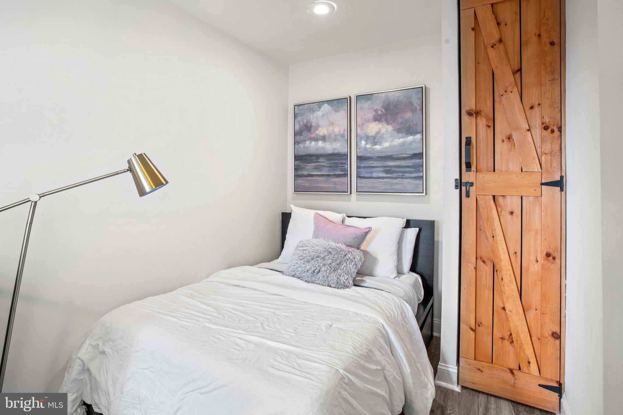 BUTCHERS HILL - Residential