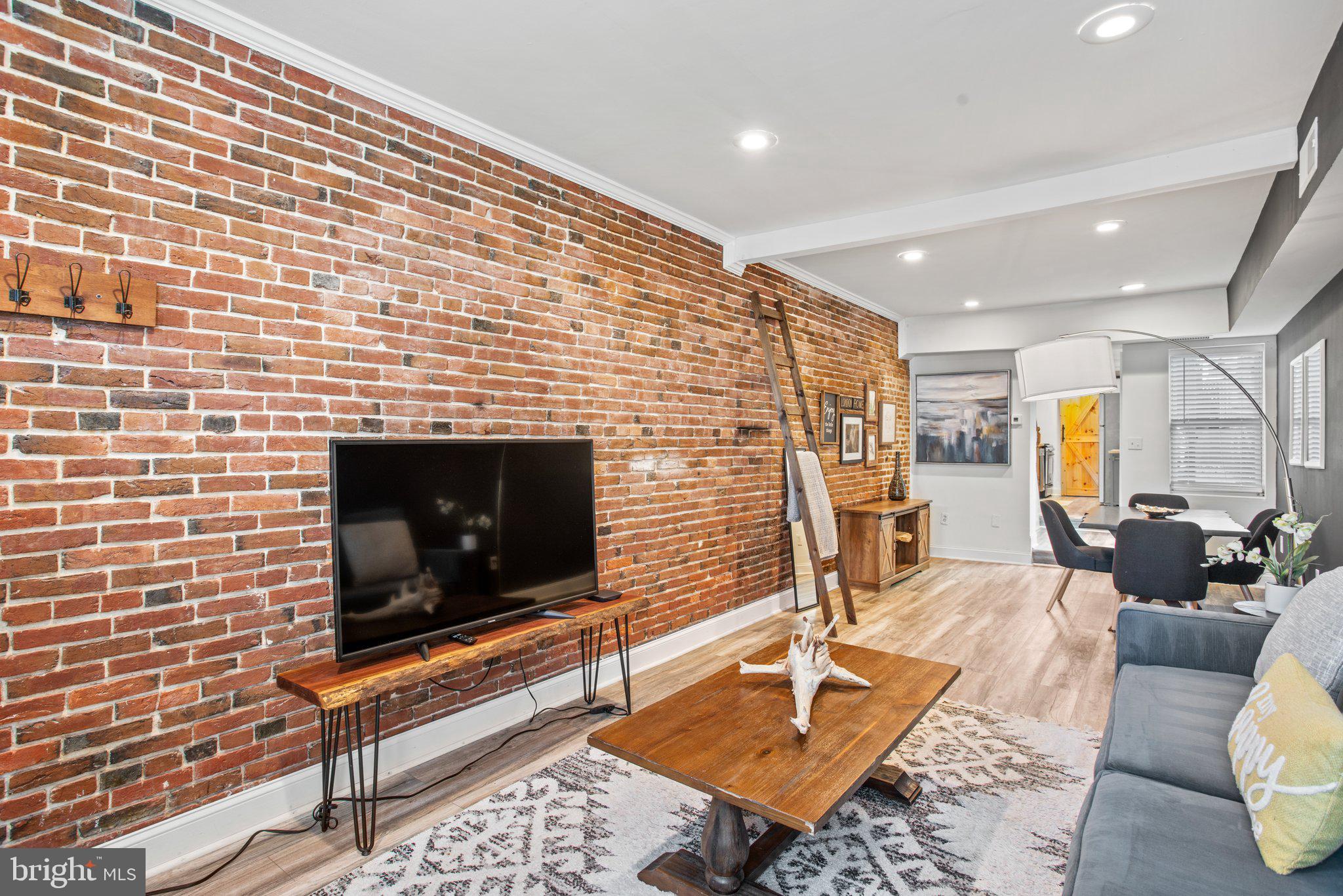 BUTCHERS HILL - Residential