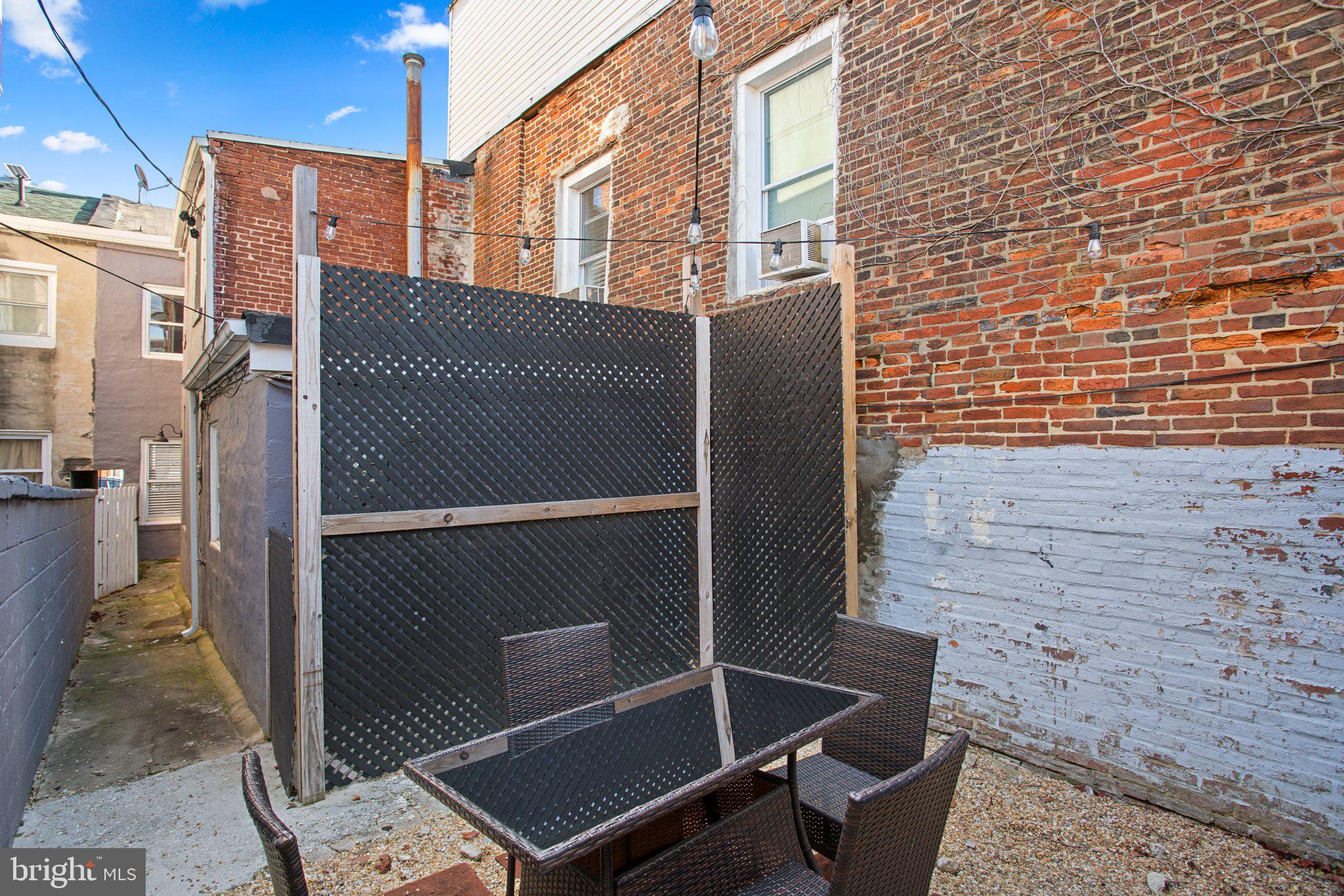 BUTCHERS HILL - Residential