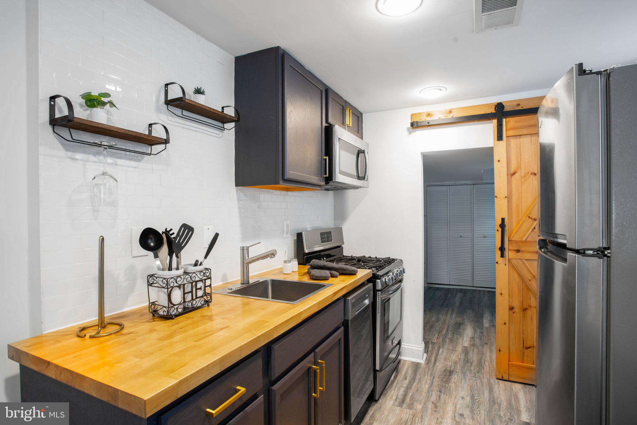 BUTCHERS HILL - Residential