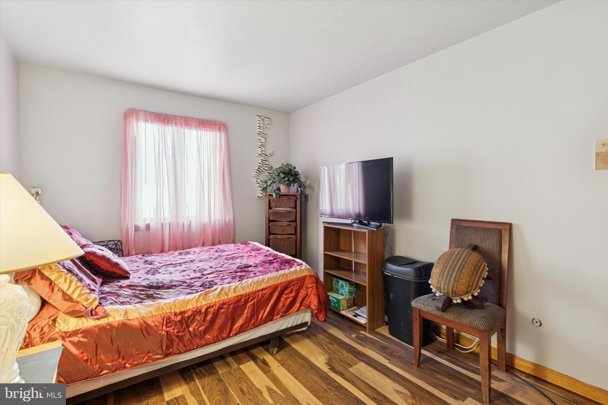 NORRISTOWN - Residential