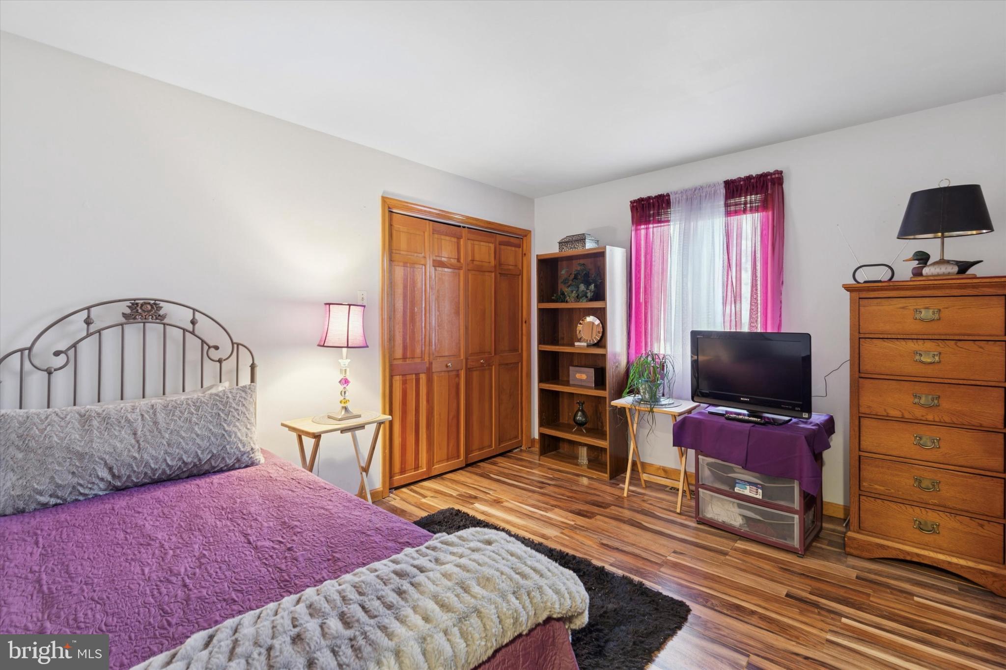 NORRISTOWN - Residential