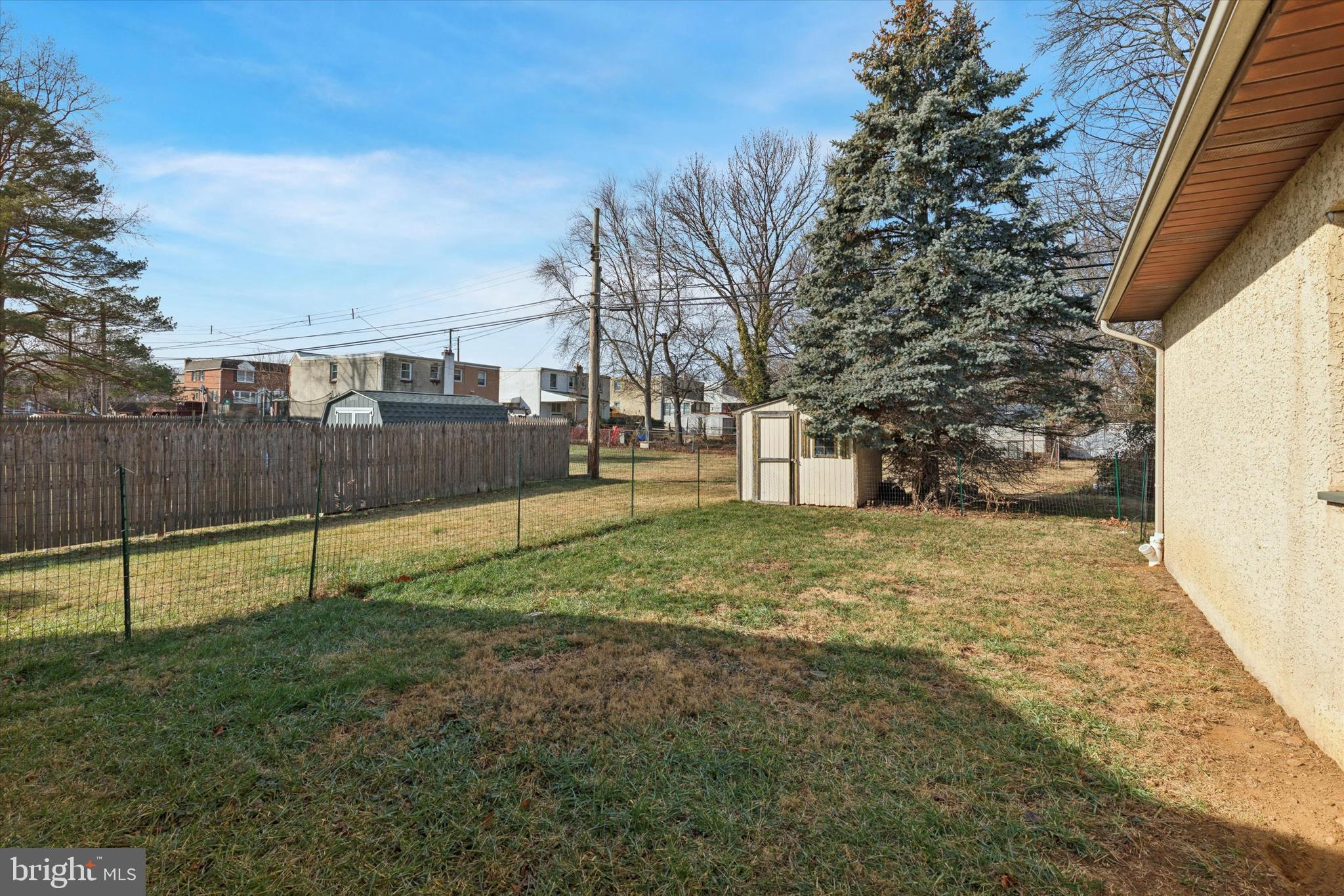 NORRISTOWN - Residential